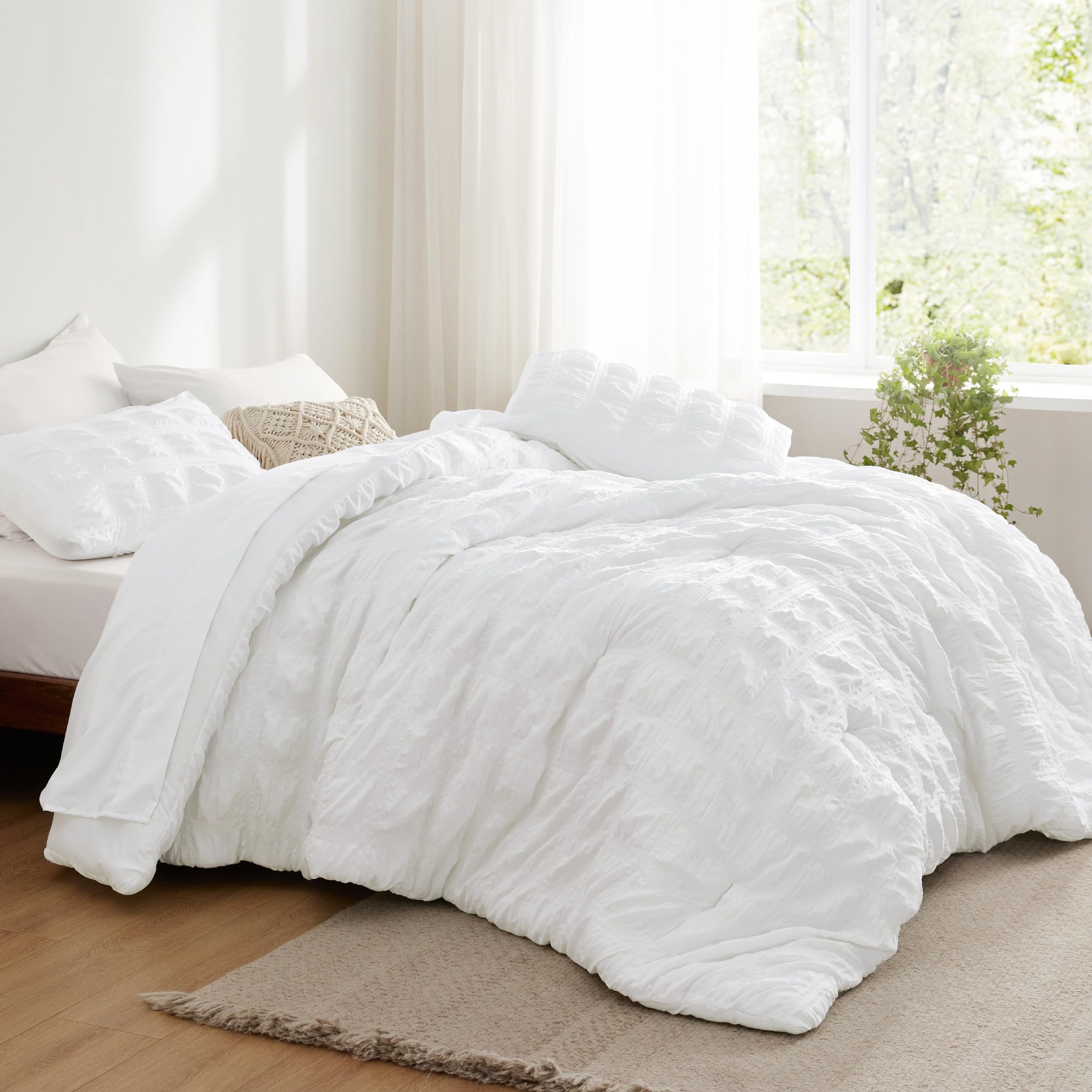 Square Seersucker Comforter Set – Lightweight, Textured & Soft All-Season Bedding