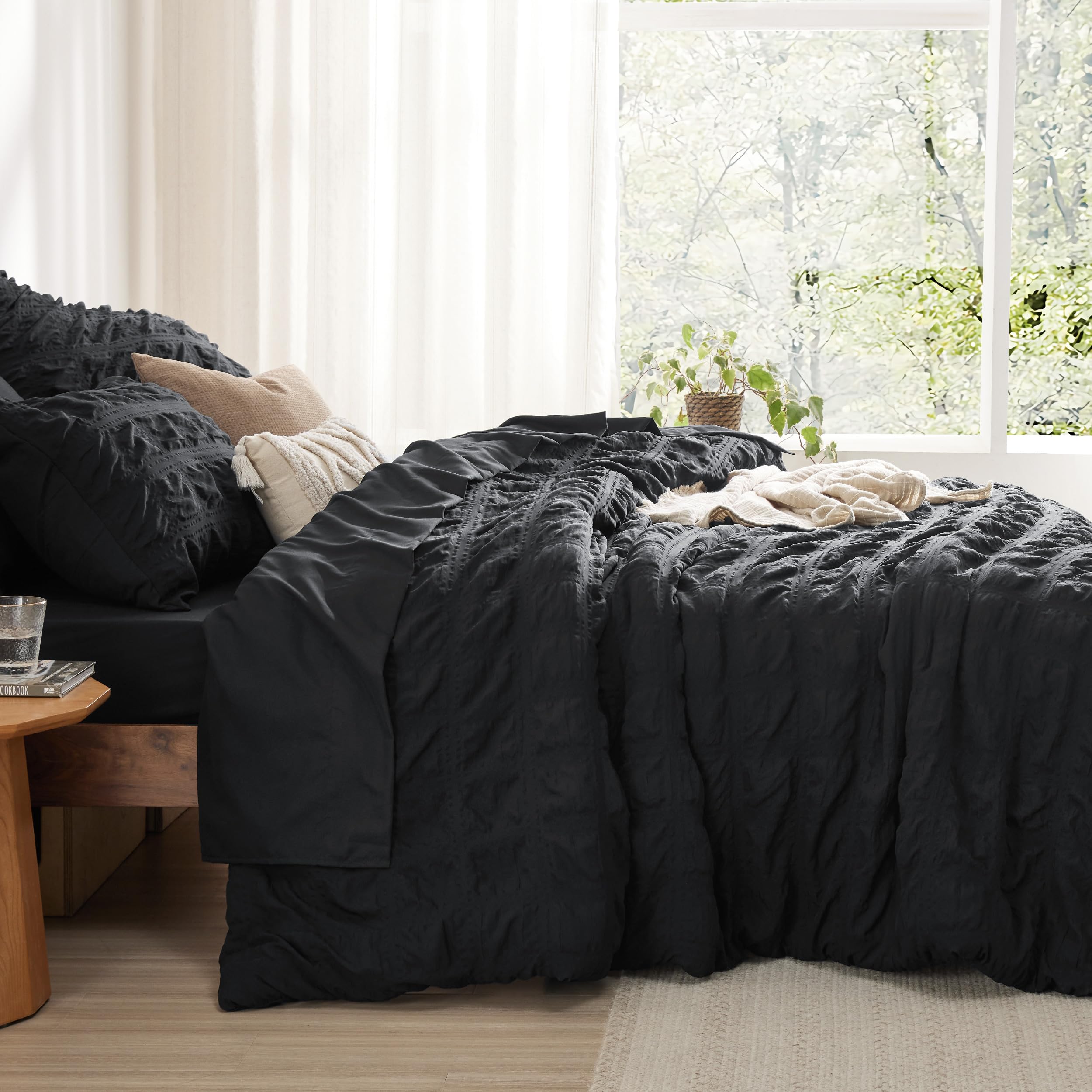 Square Seersucker Comforter Set – Lightweight, Textured & Soft All-Season Bedding