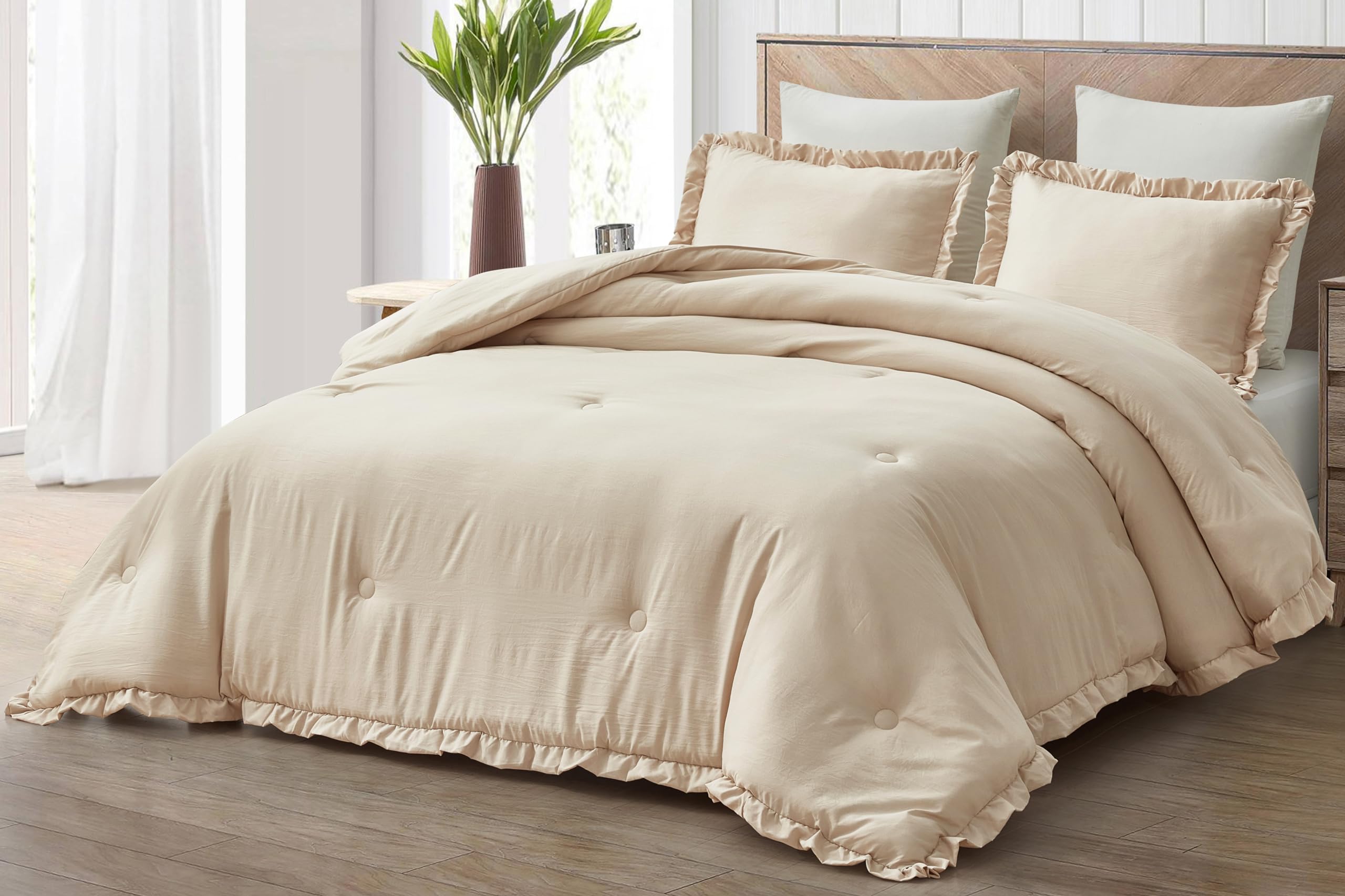 Washed Microfiber Ruffled Edge Comforter Set – Soft, Elegant & All-Season Bedding