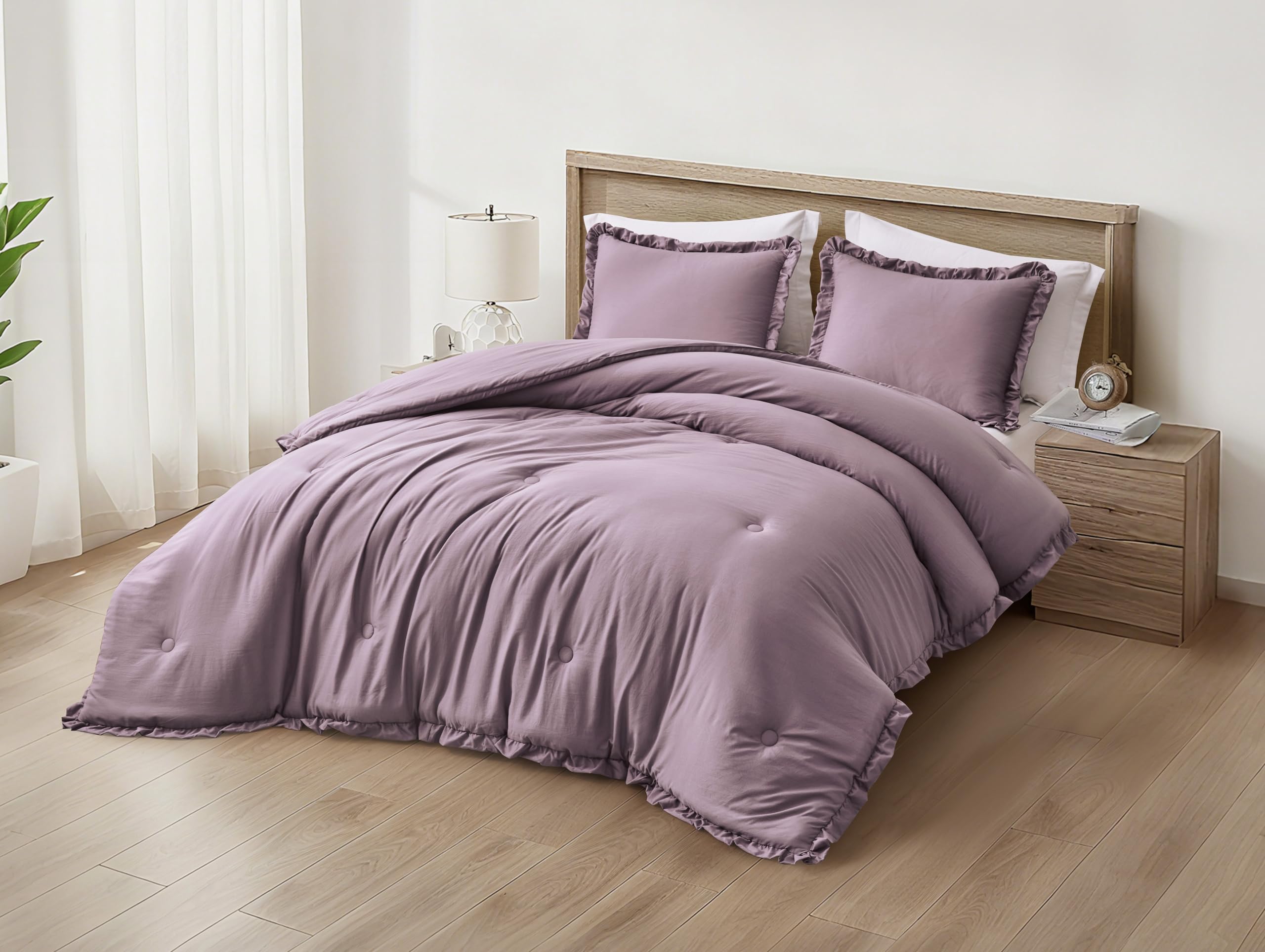 Washed Microfiber Ruffled Edge Comforter Set – Soft, Elegant & All-Season Bedding