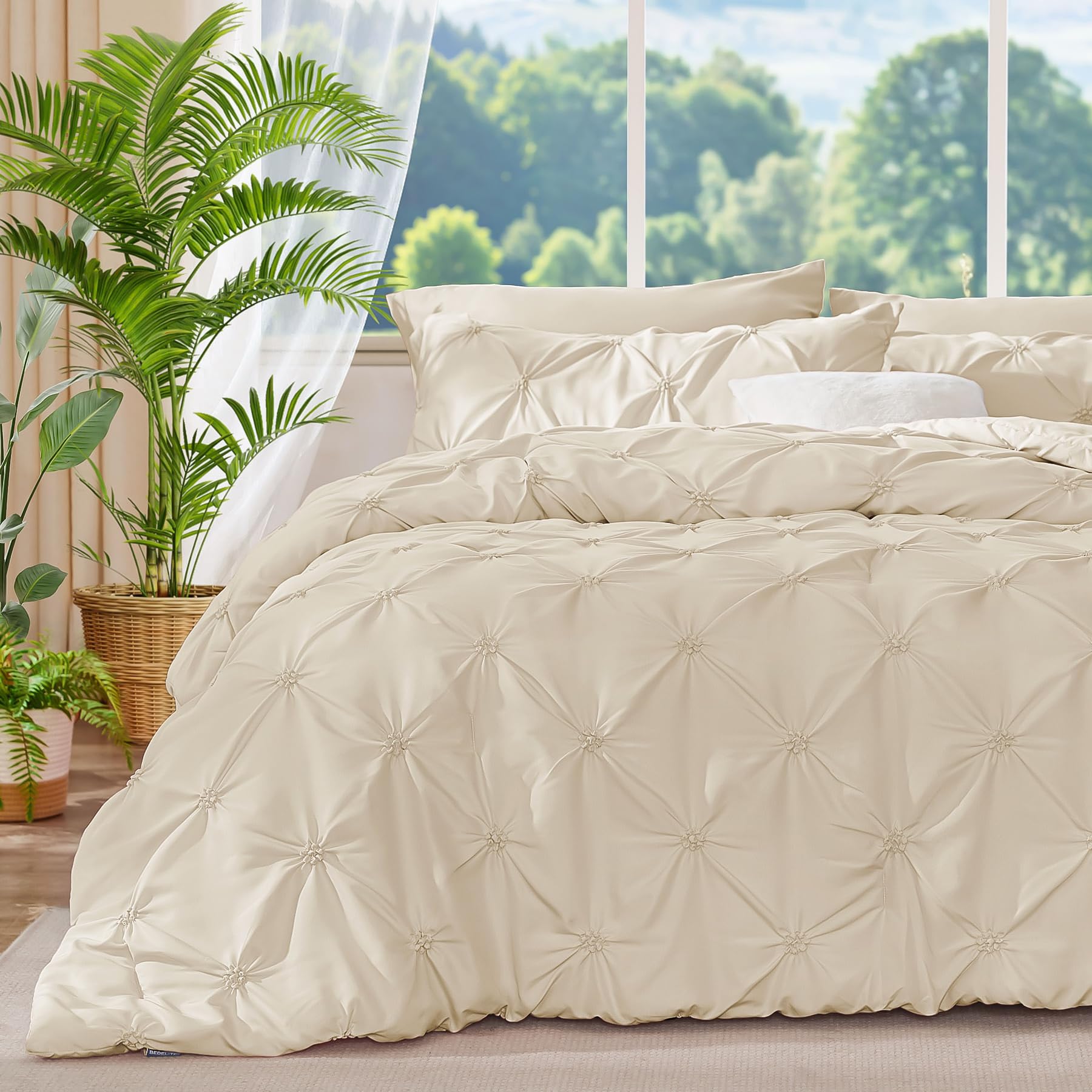 Boho Pintuck Microfiber Quilt Set – Lightweight, Cozy & Elegantly Textured