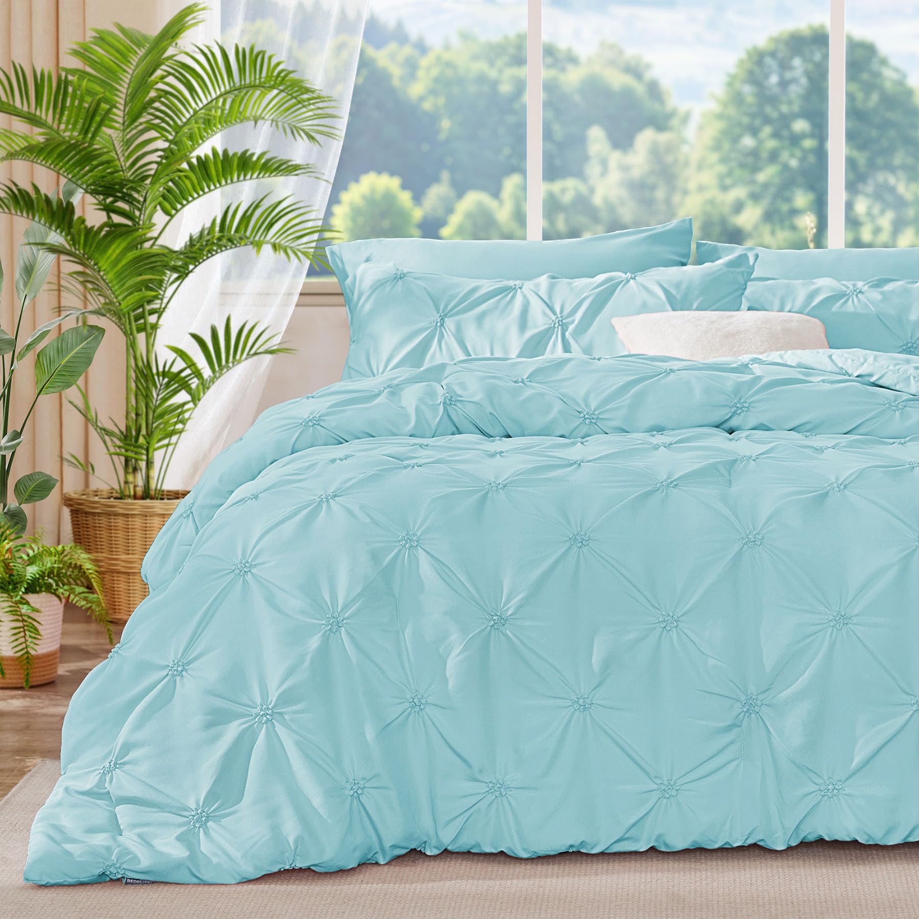 Boho Pintuck Microfiber Quilt Set – Lightweight, Cozy & Elegantly Textured