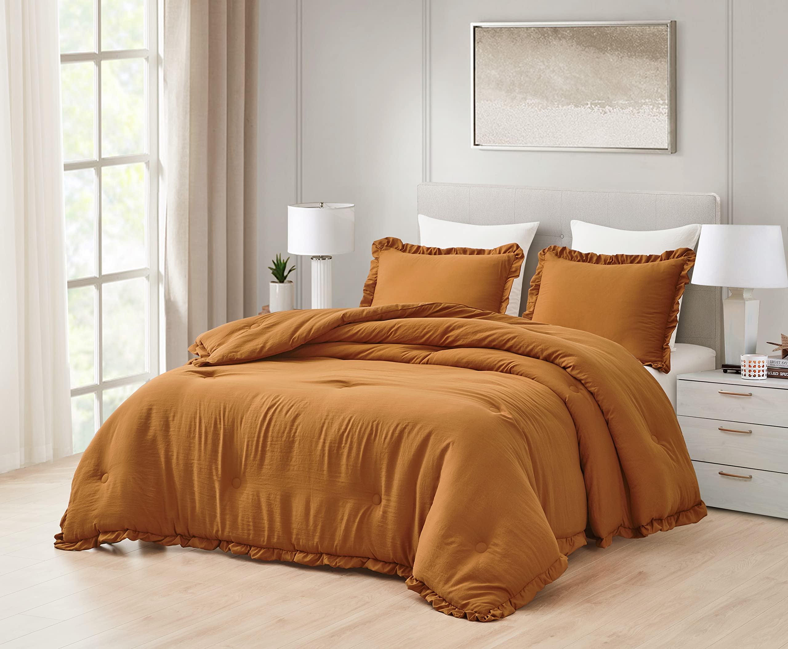 Washed Microfiber Ruffled Edge Comforter Set – Soft, Elegant & All-Season Bedding
