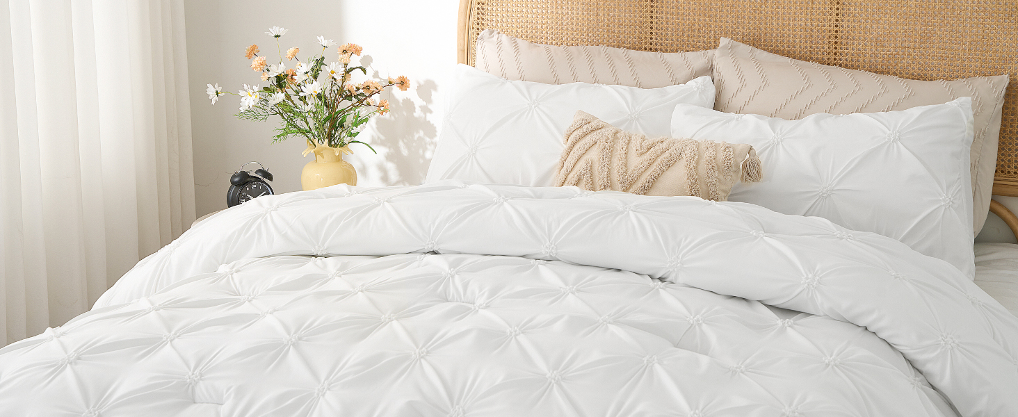 Boho Pintuck Microfiber Quilt Set – Lightweight, Cozy & Elegantly Textured