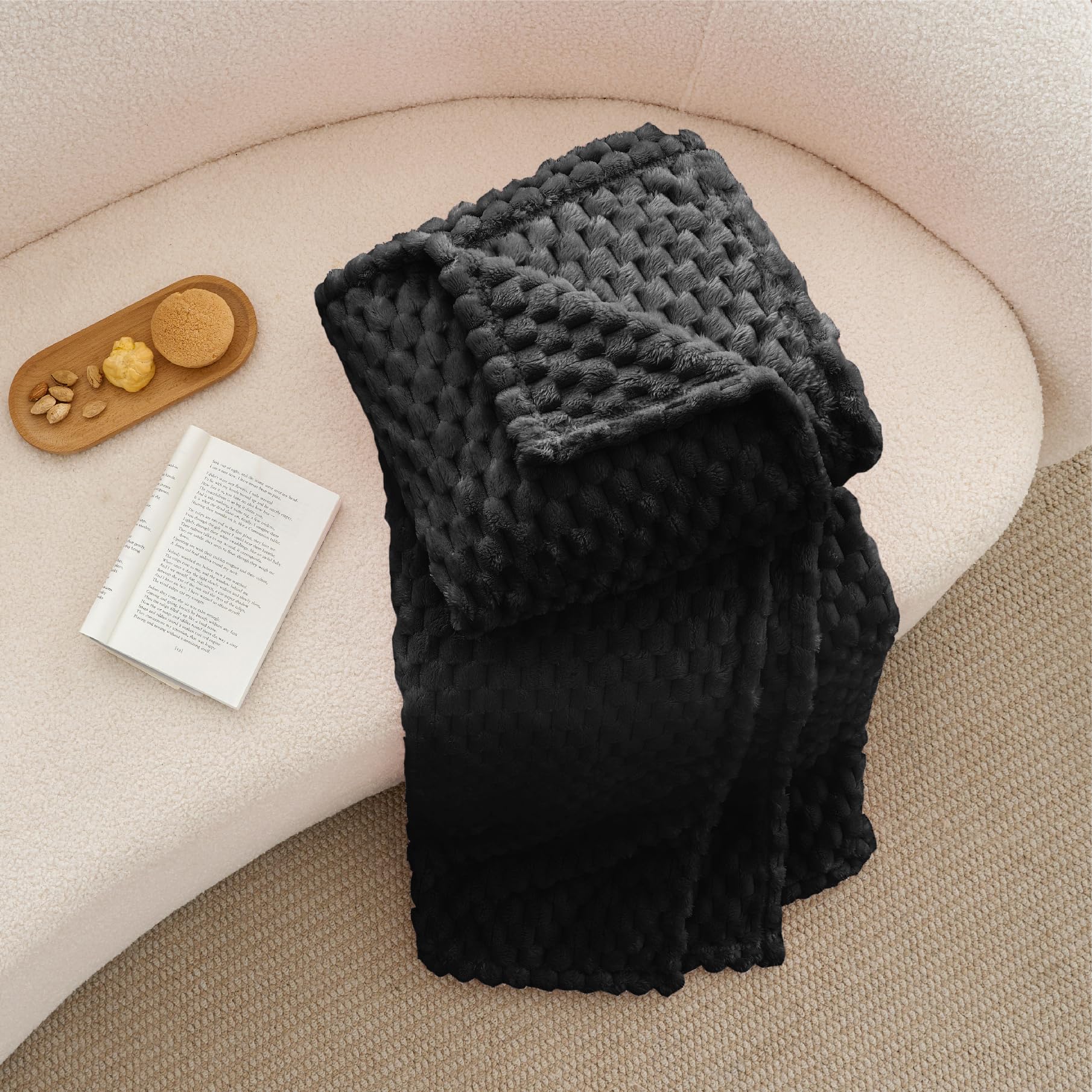 3D Faux Tortoiseshell Jacquard Fleece Blanket – Soft, Cozy & Stylish Decorative Throw