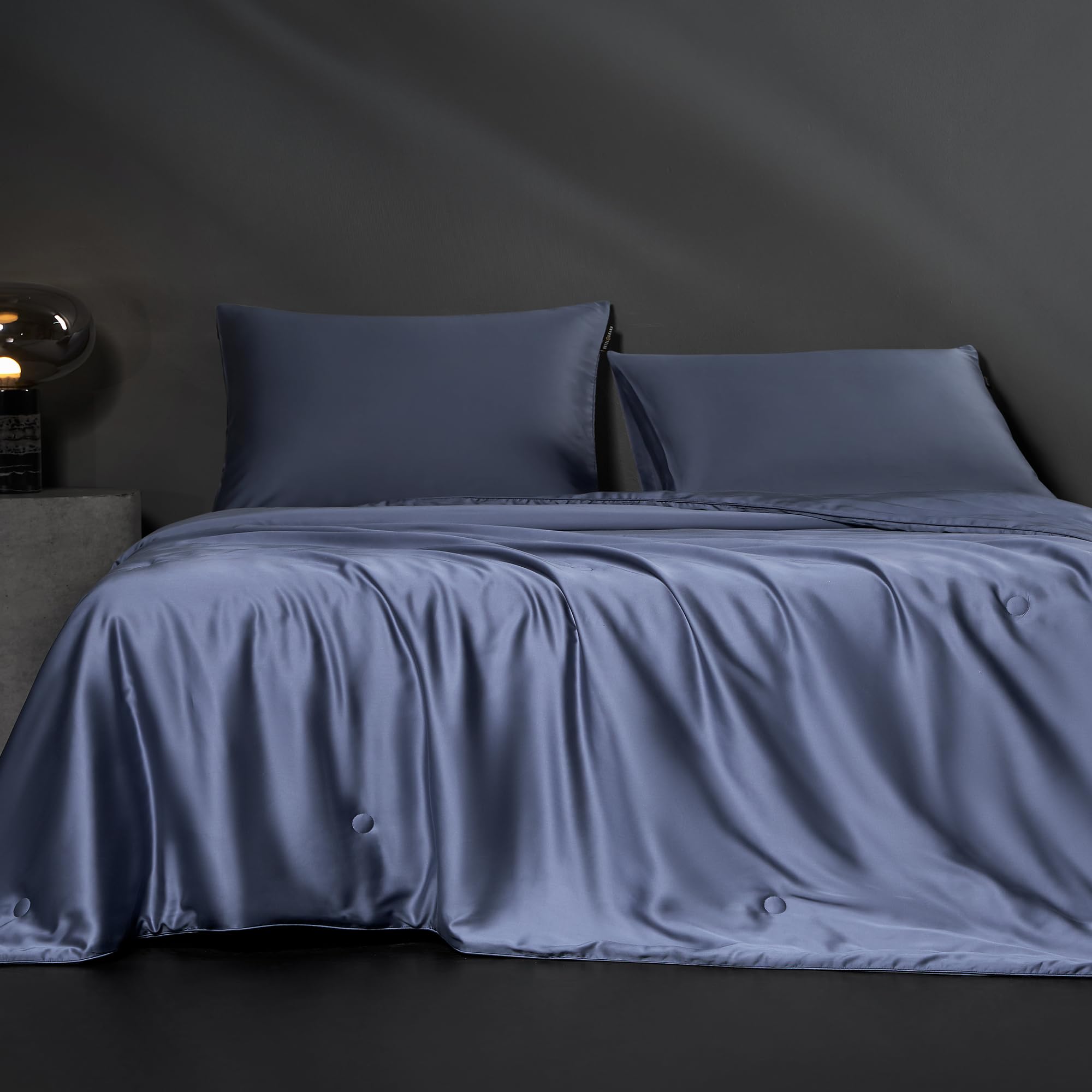 Luxurious Tencel Lyocell Summer Quilt – Soft, Breathable & Hypoallergenic Comfort