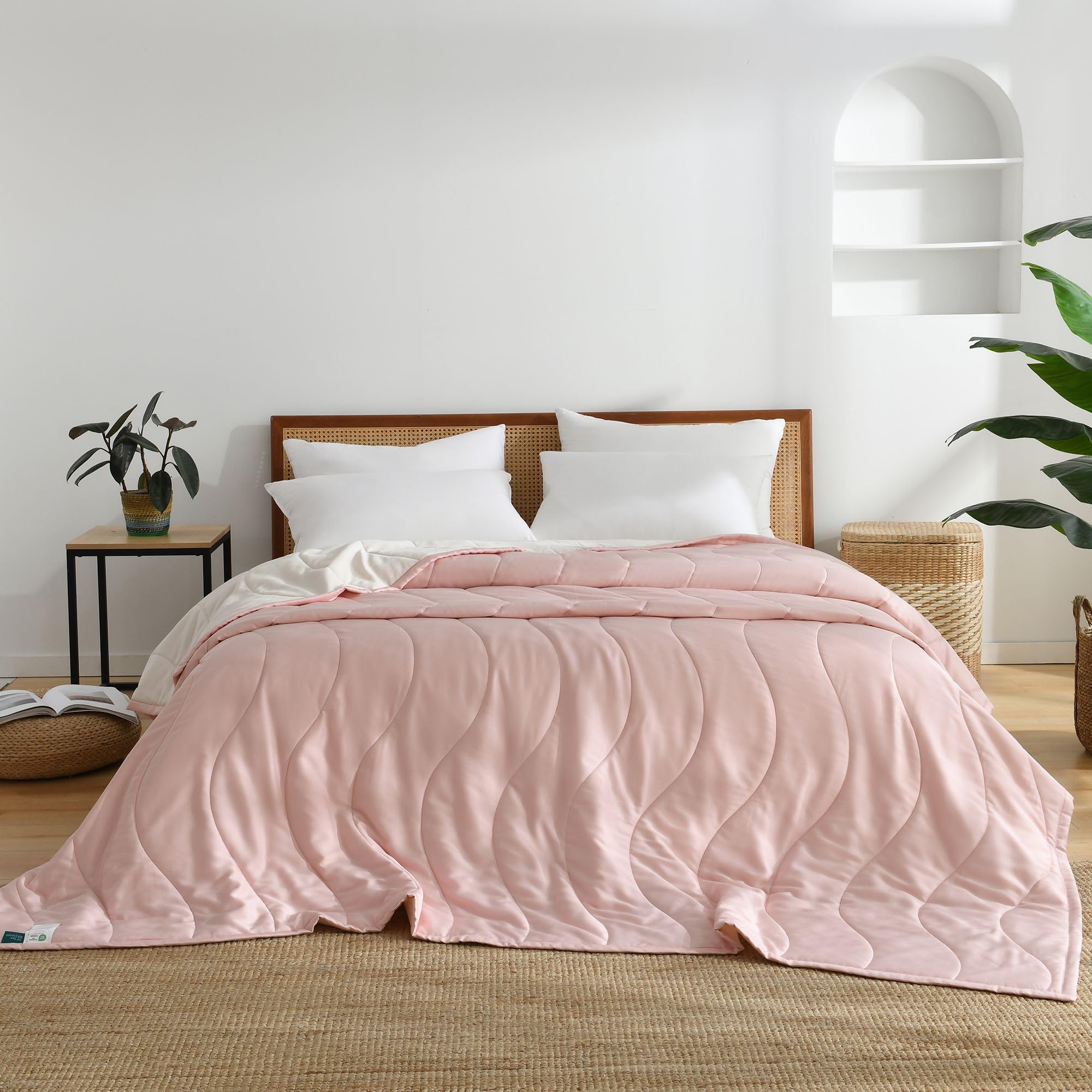 Cooling Bamboo Fiber Summer Quilt – Lightweight, Breathable & Silky Soft