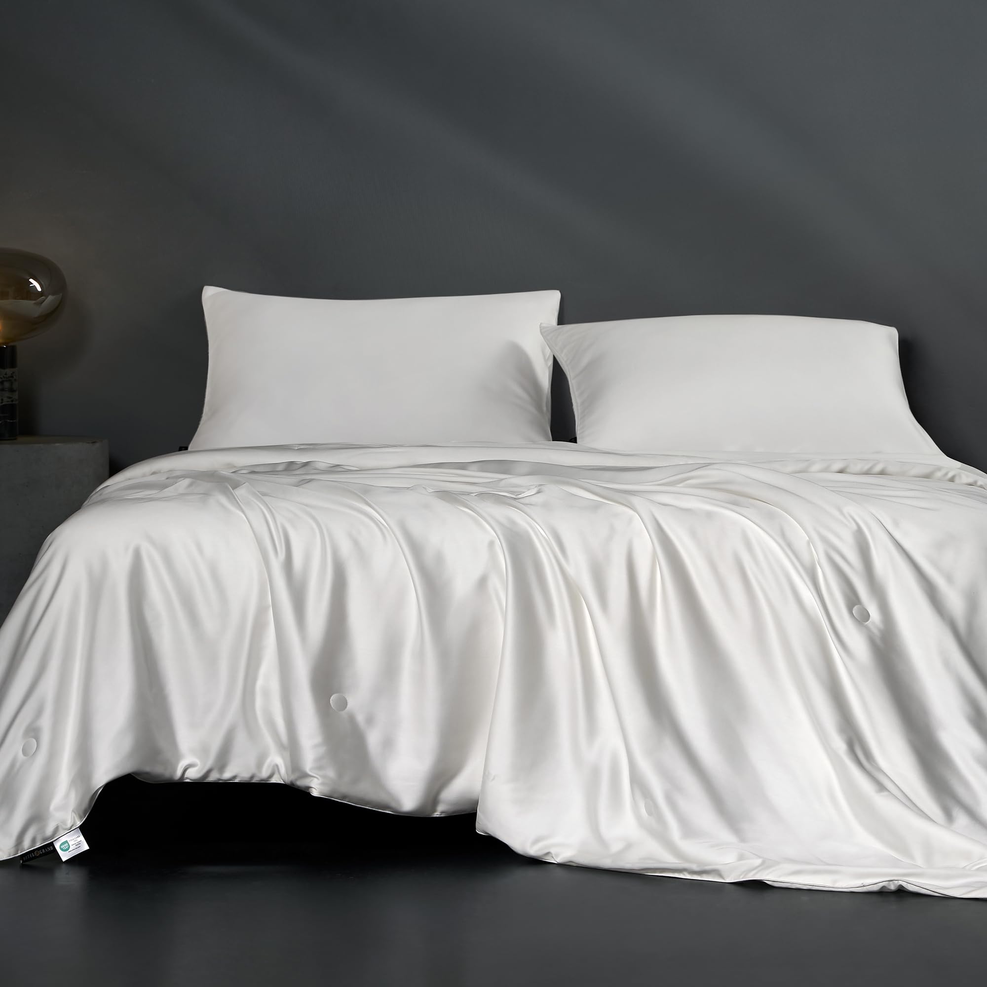 Luxurious Tencel Lyocell Summer Quilt – Soft, Breathable & Hypoallergenic Comfort