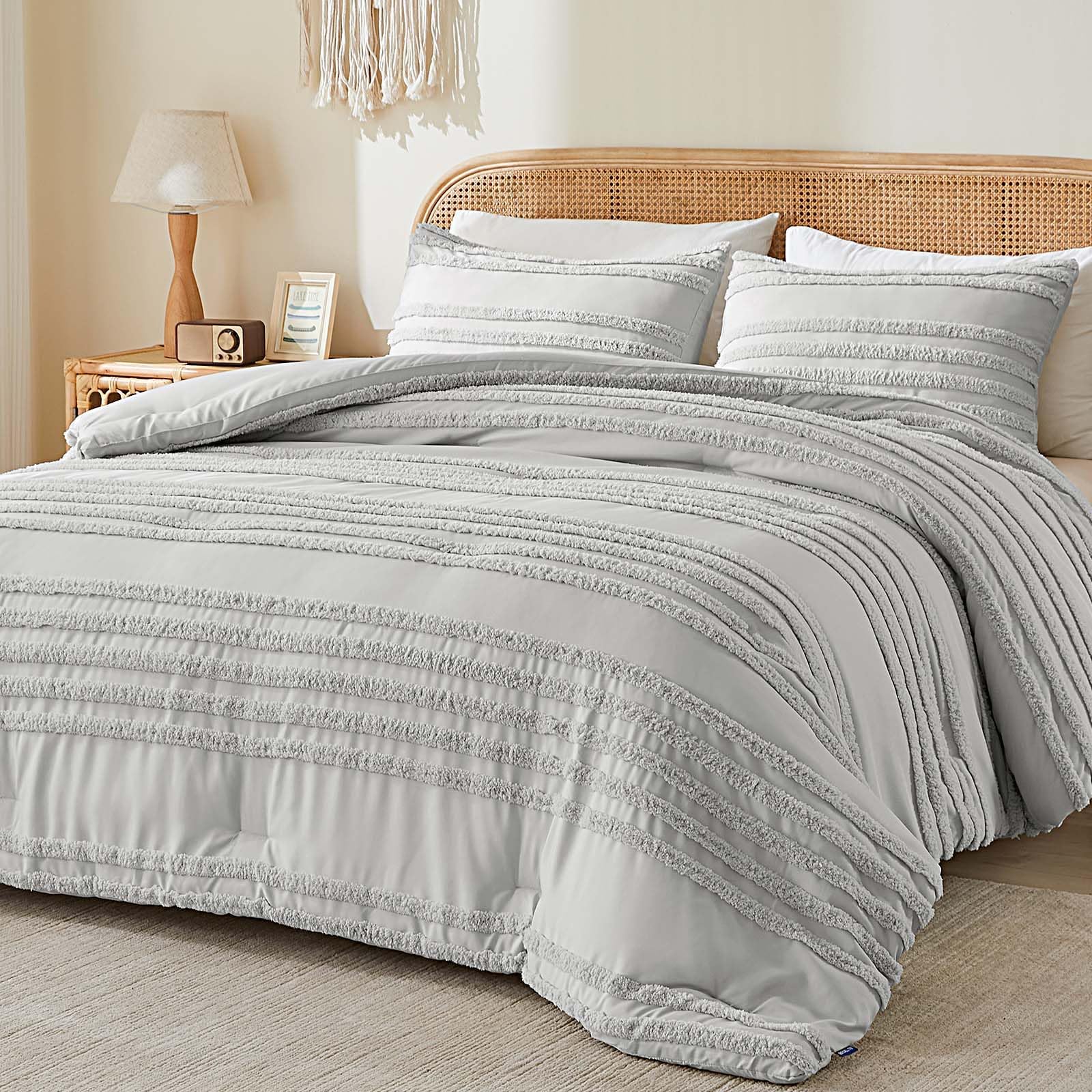 Striped Tufted Quilt Set – Soft Washed Microfiber Bedding with Boho Textured Design