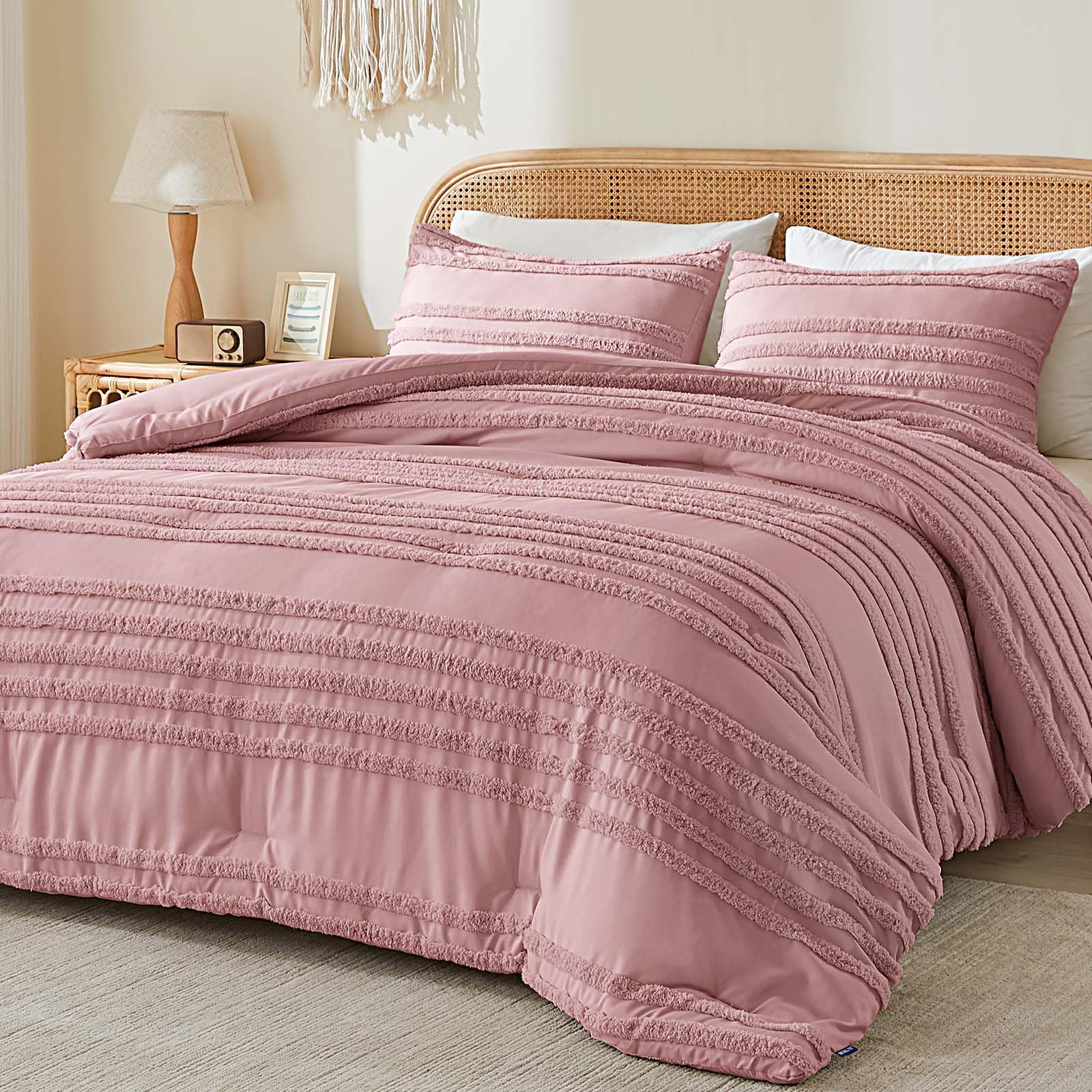Striped Tufted Quilt Set – Soft Washed Microfiber Bedding with Boho Textured Design