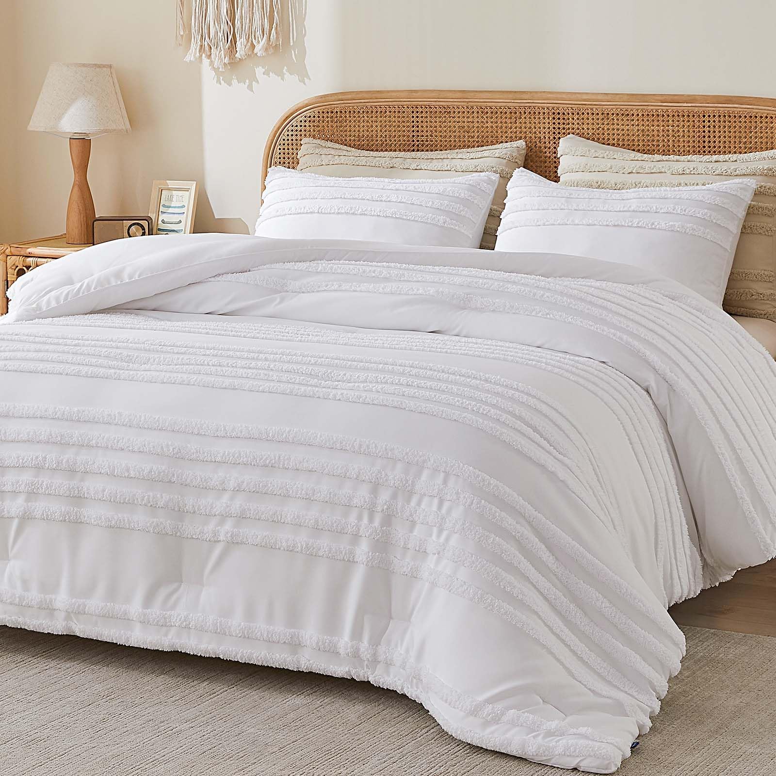 Striped Tufted Quilt Set – Soft Washed Microfiber Bedding with Boho Textured Design