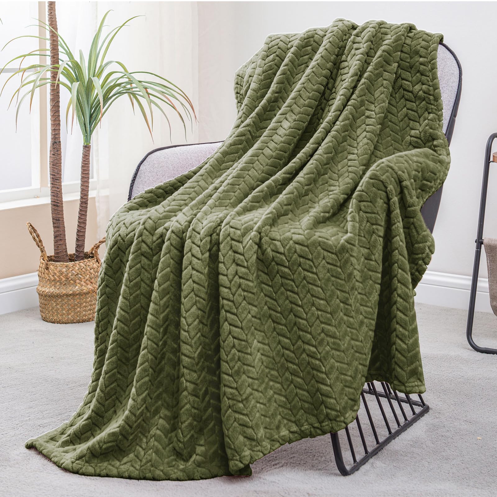 Fleece Blanket with Woven Wheat Pattern – Soft, Lightweight & Stylish Jacquard Throw