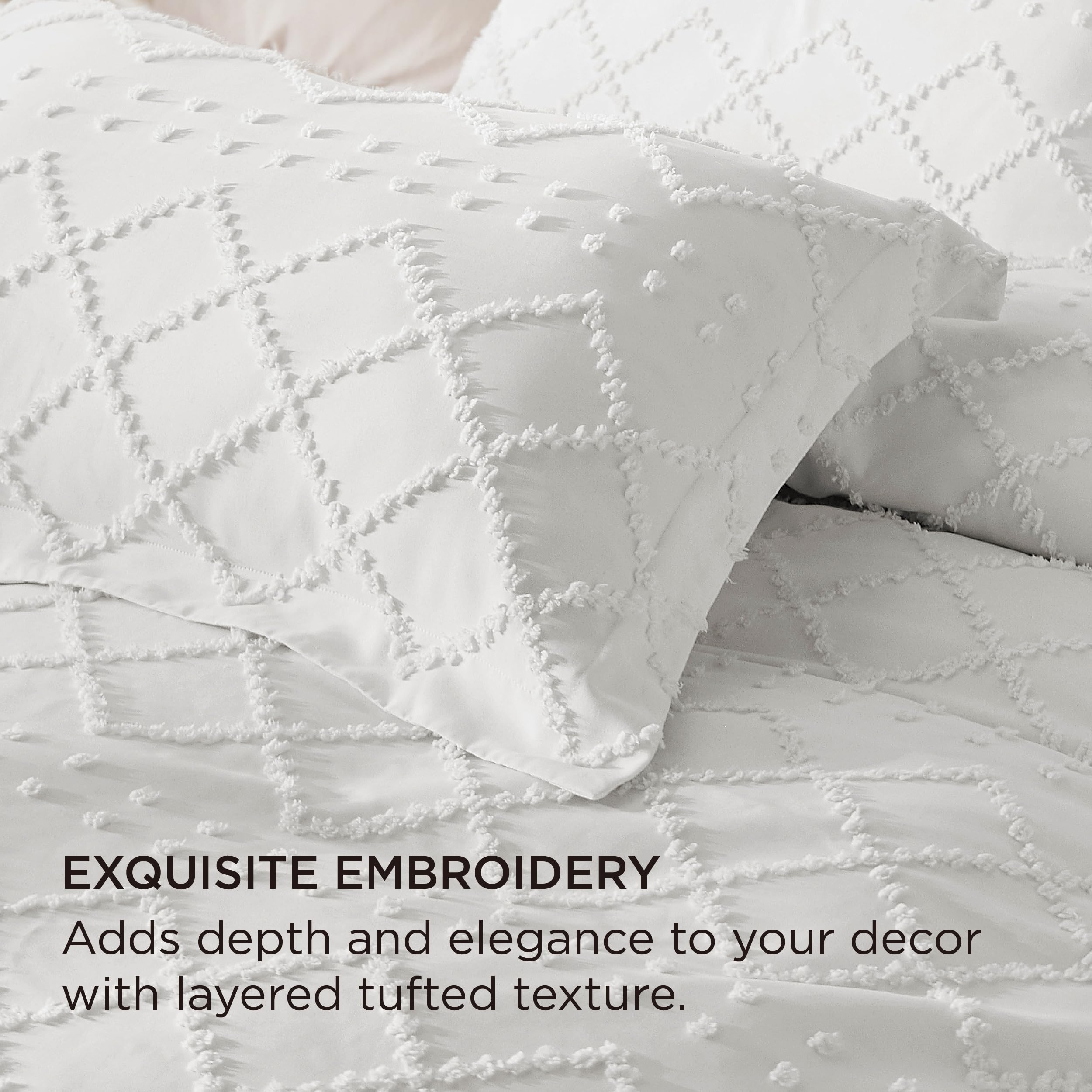 Classic Geometric Tufted Quilt Set – Soft Microfiber Bedding with Textured Design