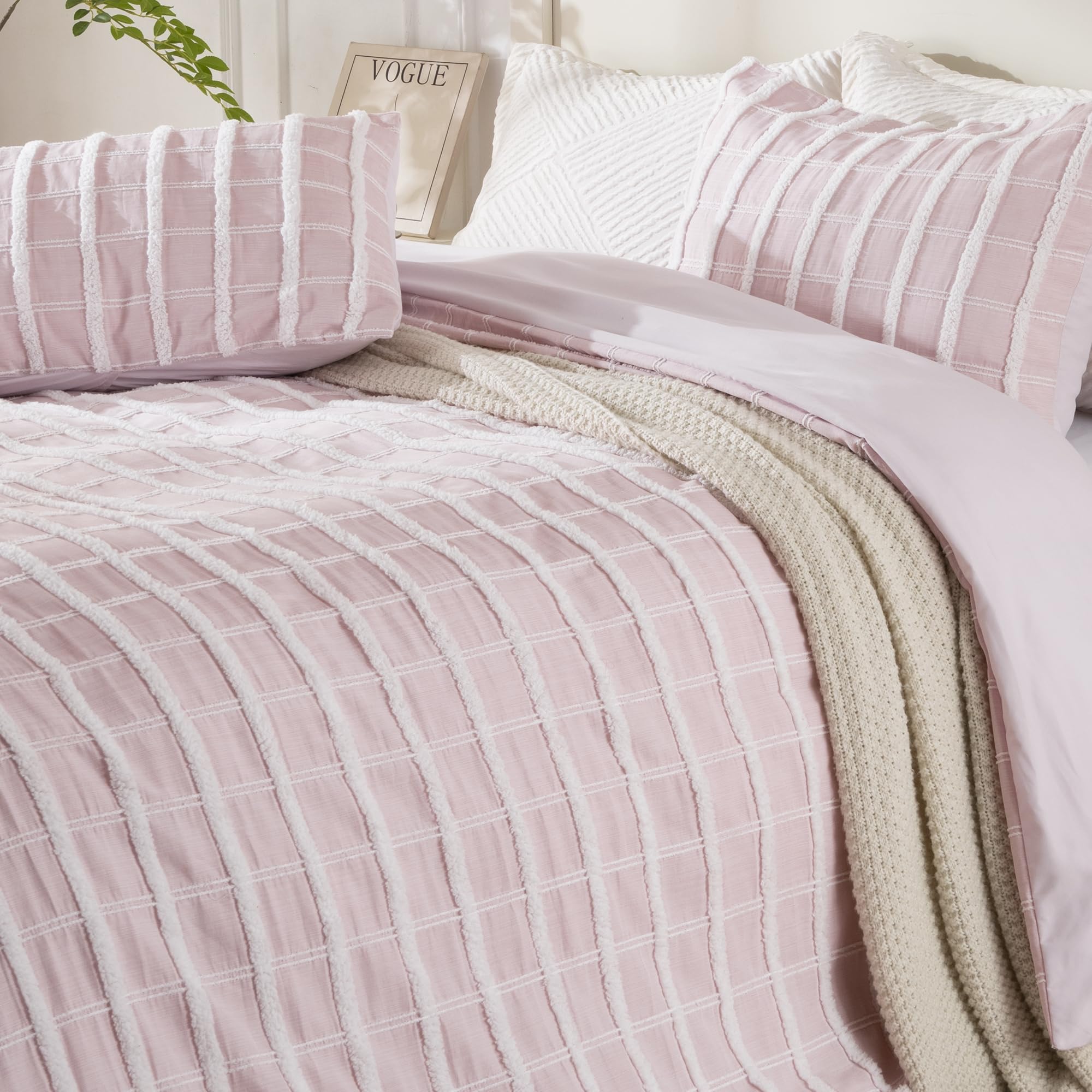 Check Tufted Quilt Set – Soft Microfiber, Boho Textured Design & Easy-Care Durability