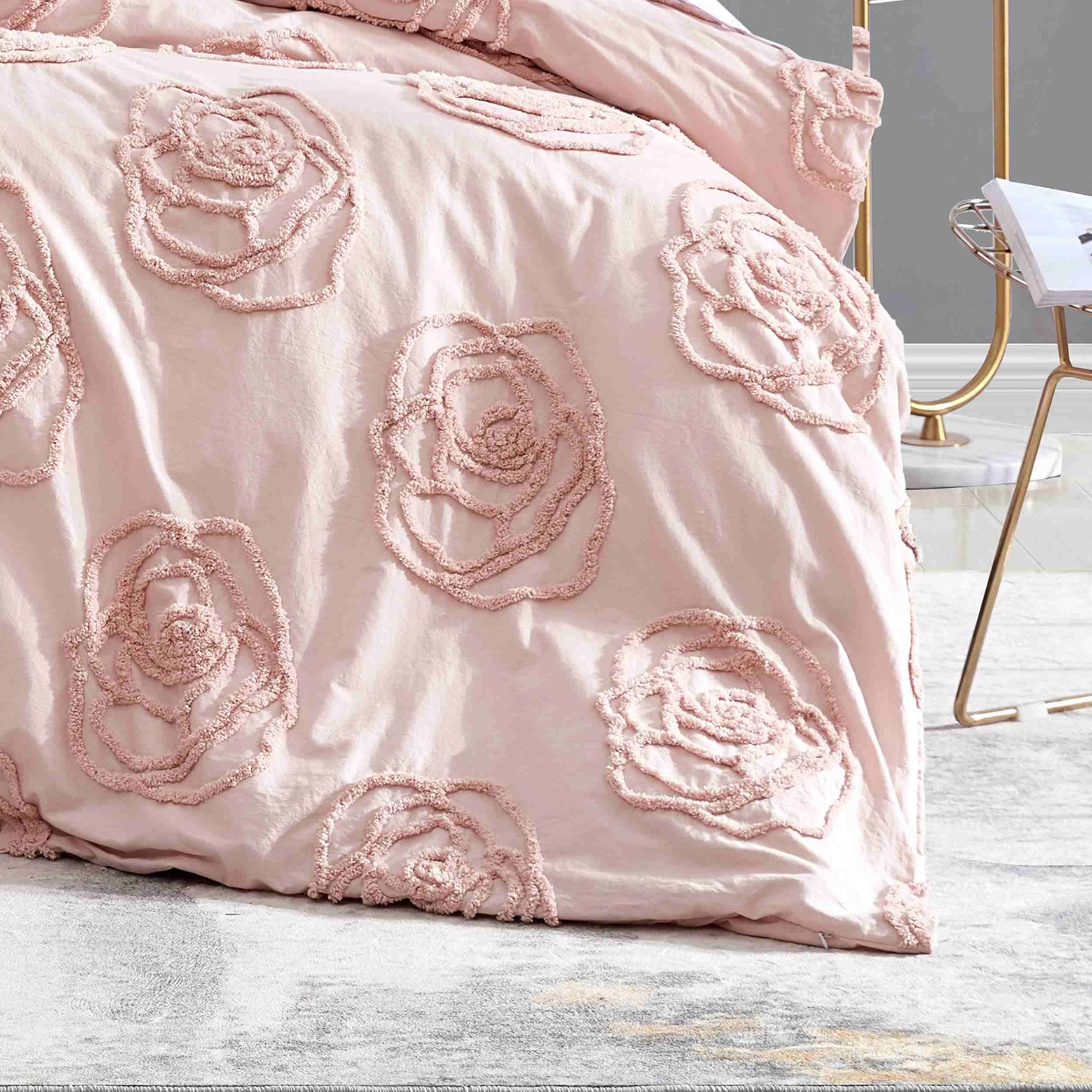 Rose Tufted Quilt Set – Soft Cotton Fabric, Elegant Textured Design & Easy-Care Bedding