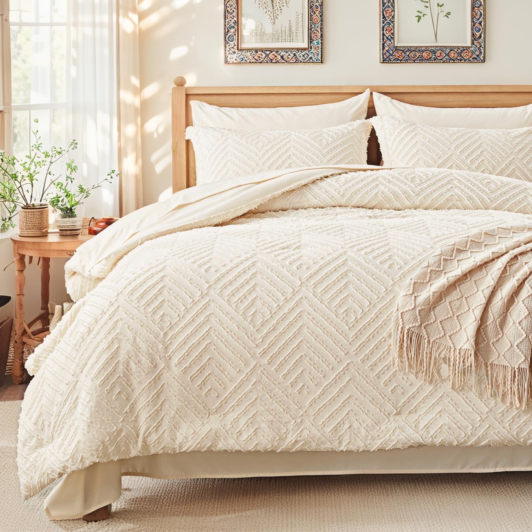 Boho Tufted Quilt Set – Ultra-Soft Microfiber, Minimal Diamond Pattern & Easy-Care All-Season Bedding