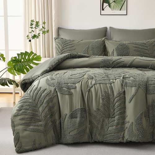 Palm Leaf Tufted Quilt Set – Soft Microfiber Comfort, Tropical Textured Design & Easy-Care Bedding