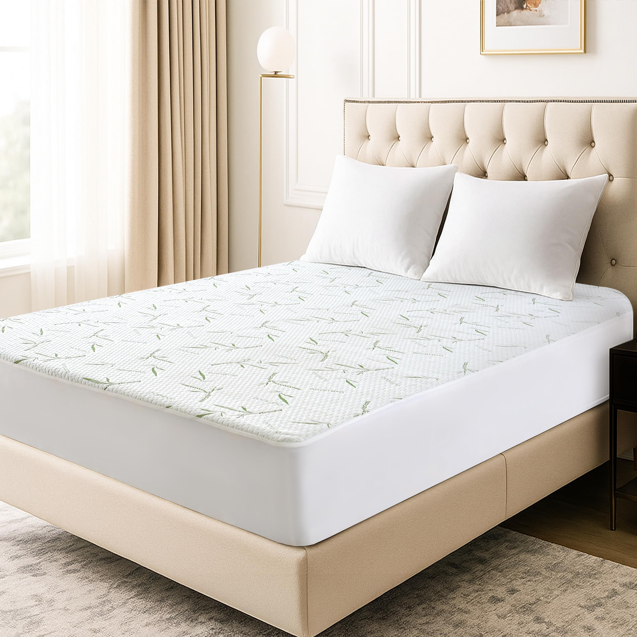 Bamboo Fiber Waterproof Fitted Mattress Protector – Soft, Cooling & Machine-Washable