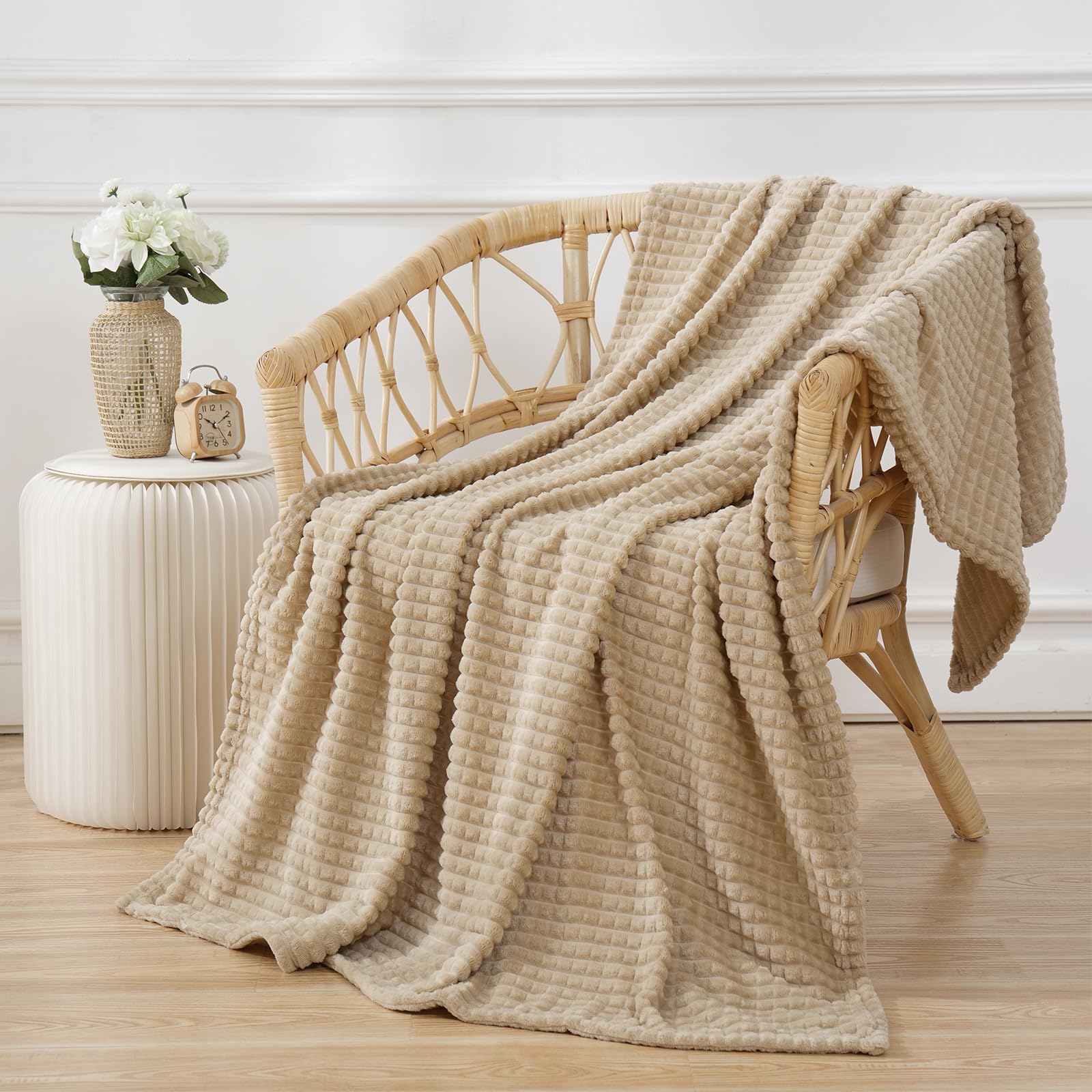 3D Square Jacquard Flannel Fleece Throw Blanket