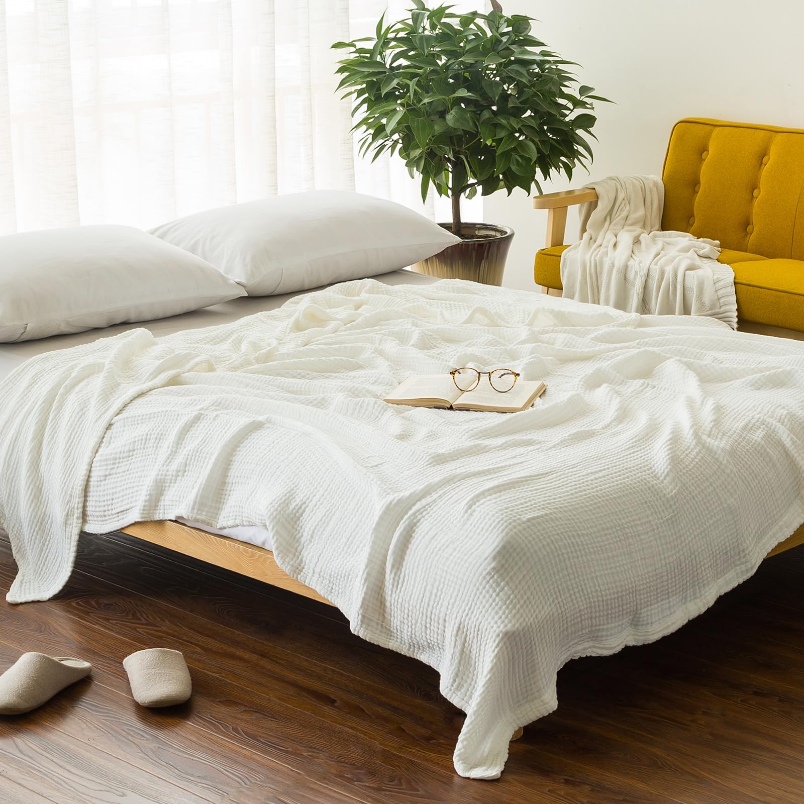 100% Cotton Gauze Blanket – 4-Layer Muslin Throw