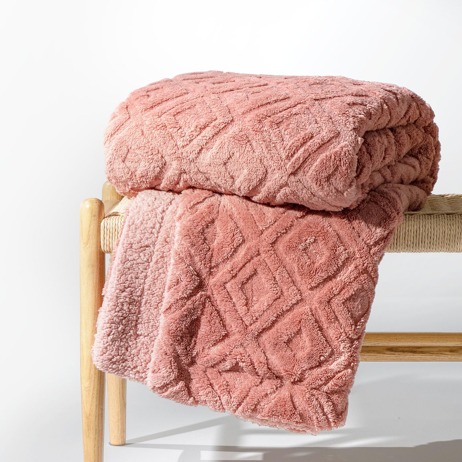 Bohemian Diamond Pattern Sherpa Throw Blanket