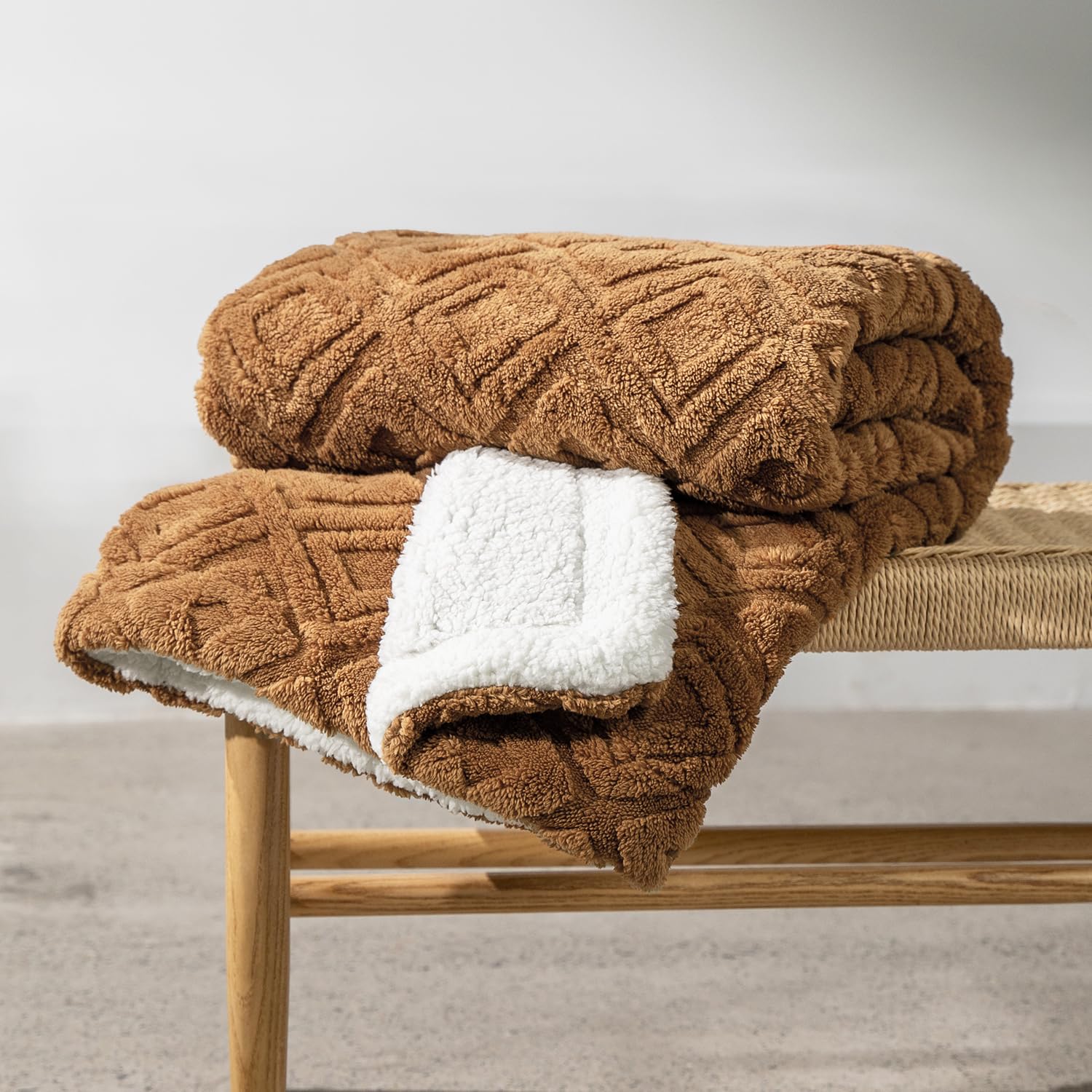 Bohemian Diamond Pattern Sherpa Throw Blanket