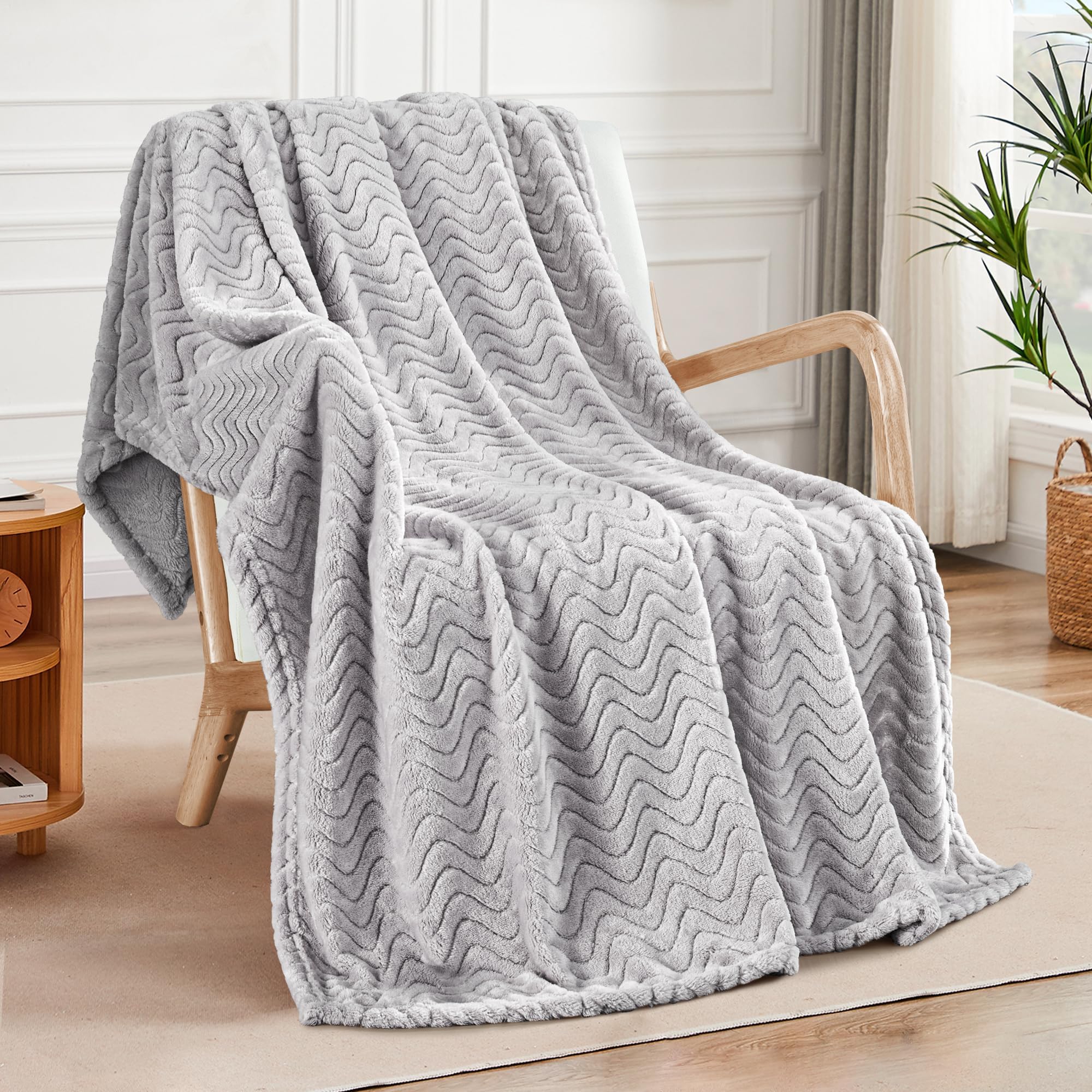 Wavy Textured Flannel Fleece Throw Blanket