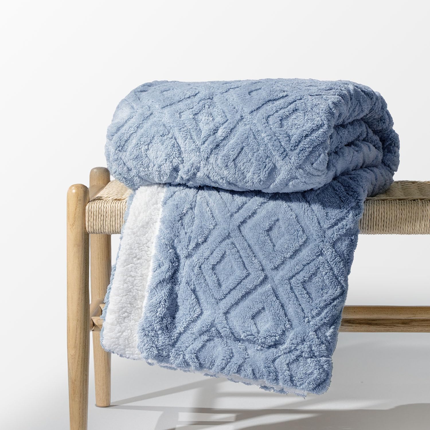 Bohemian Diamond Pattern Sherpa Throw Blanket