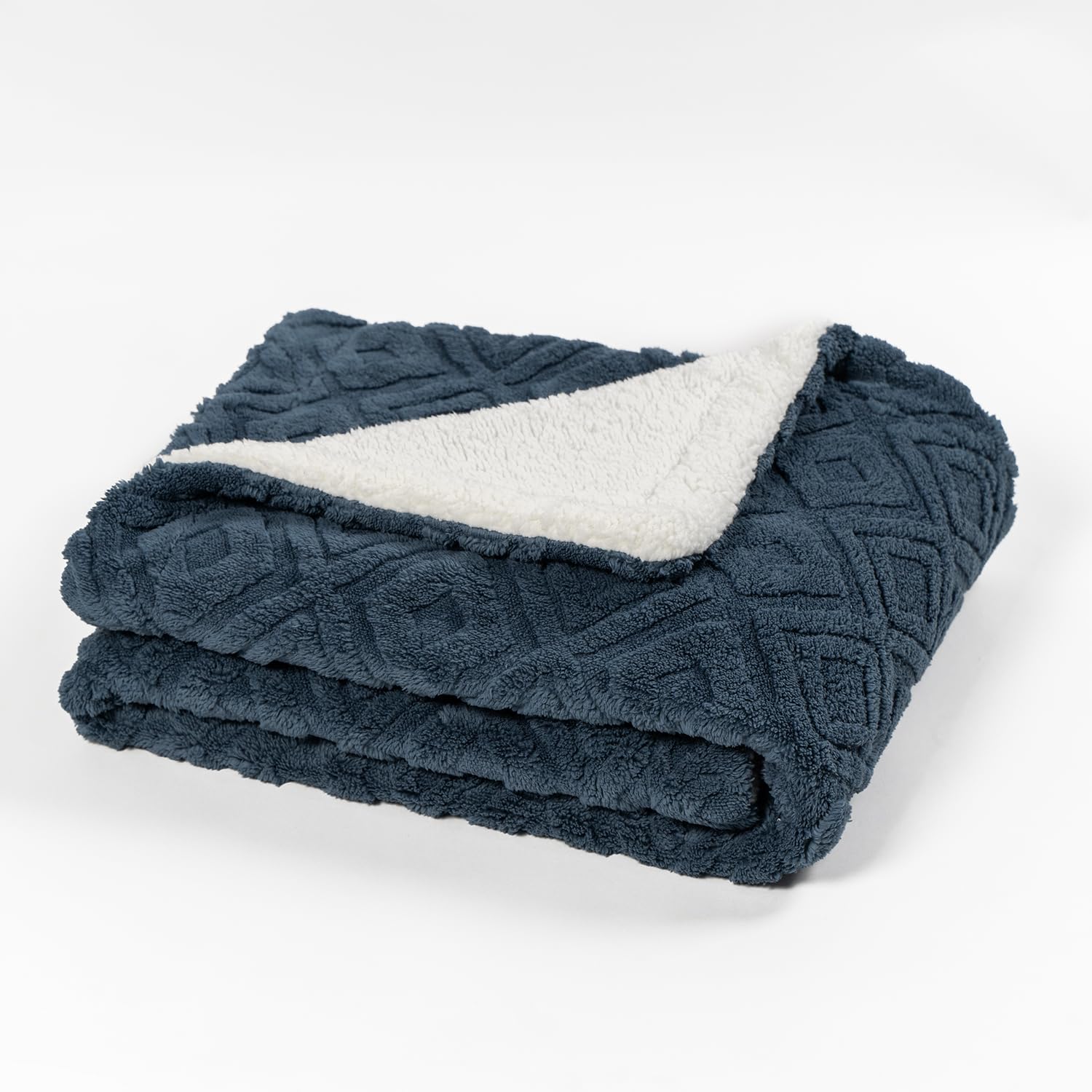 Bohemian Diamond Pattern Sherpa Throw Blanket