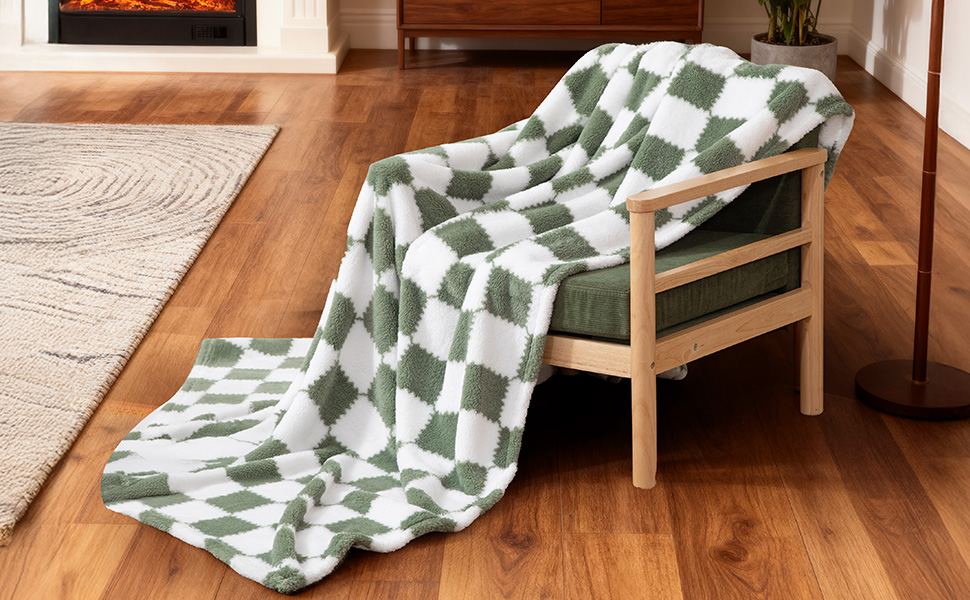 Plaid Flannel Fleece Throw Blanket with Long-Pile Jacquard Texture