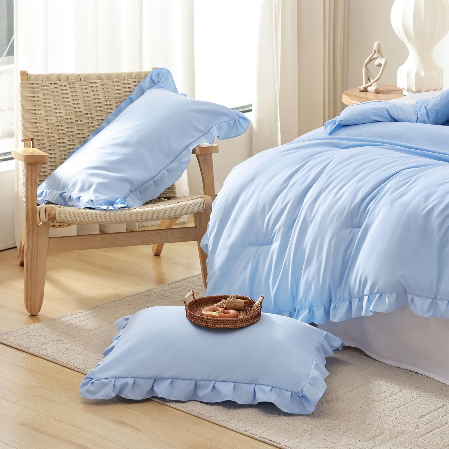 Brushed Microfiber Ruffled Quilt Set – Soft, Lightweight, and All-Season Comforter Set