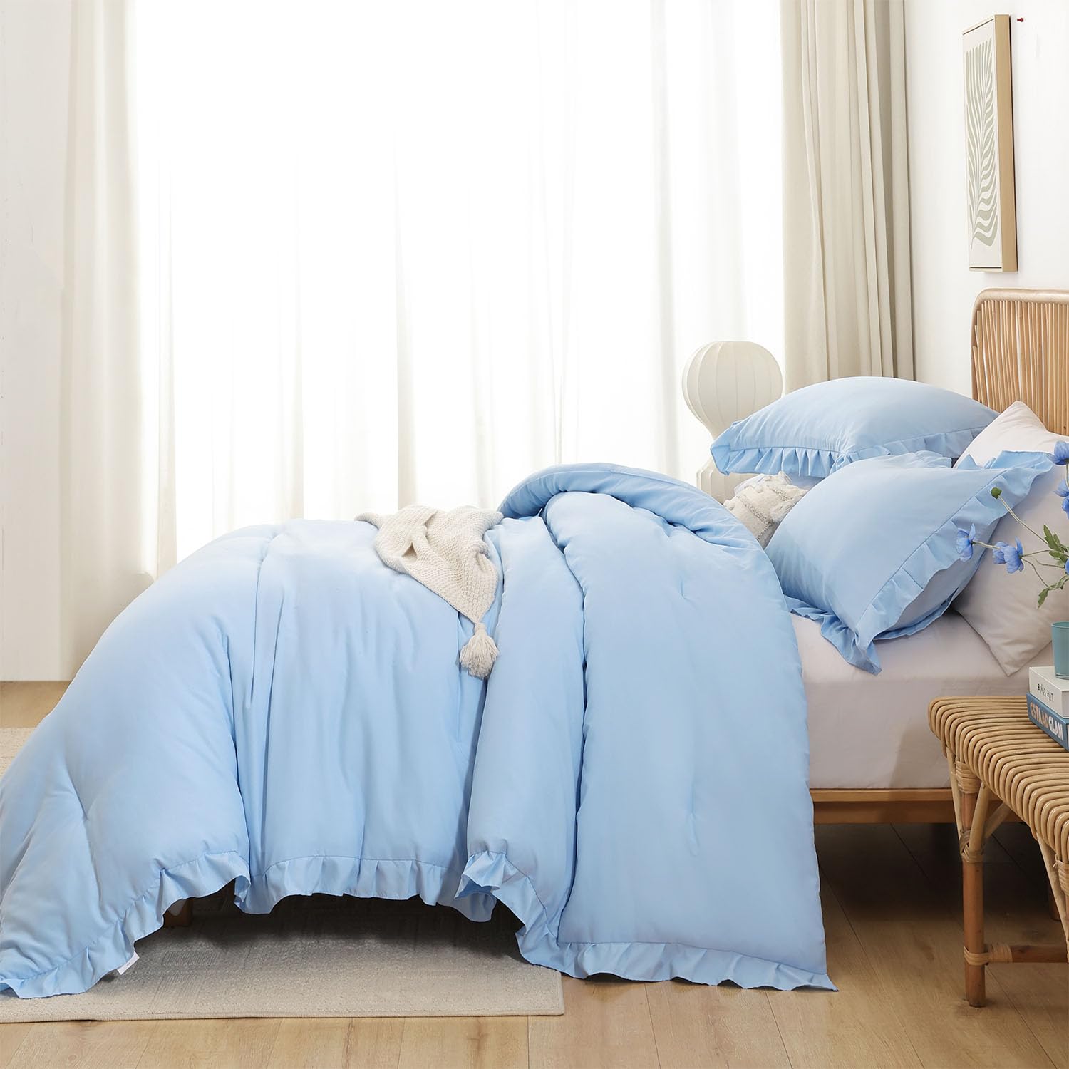 Brushed Microfiber Ruffled Quilt Set – Soft, Lightweight, and All-Season Comforter Set