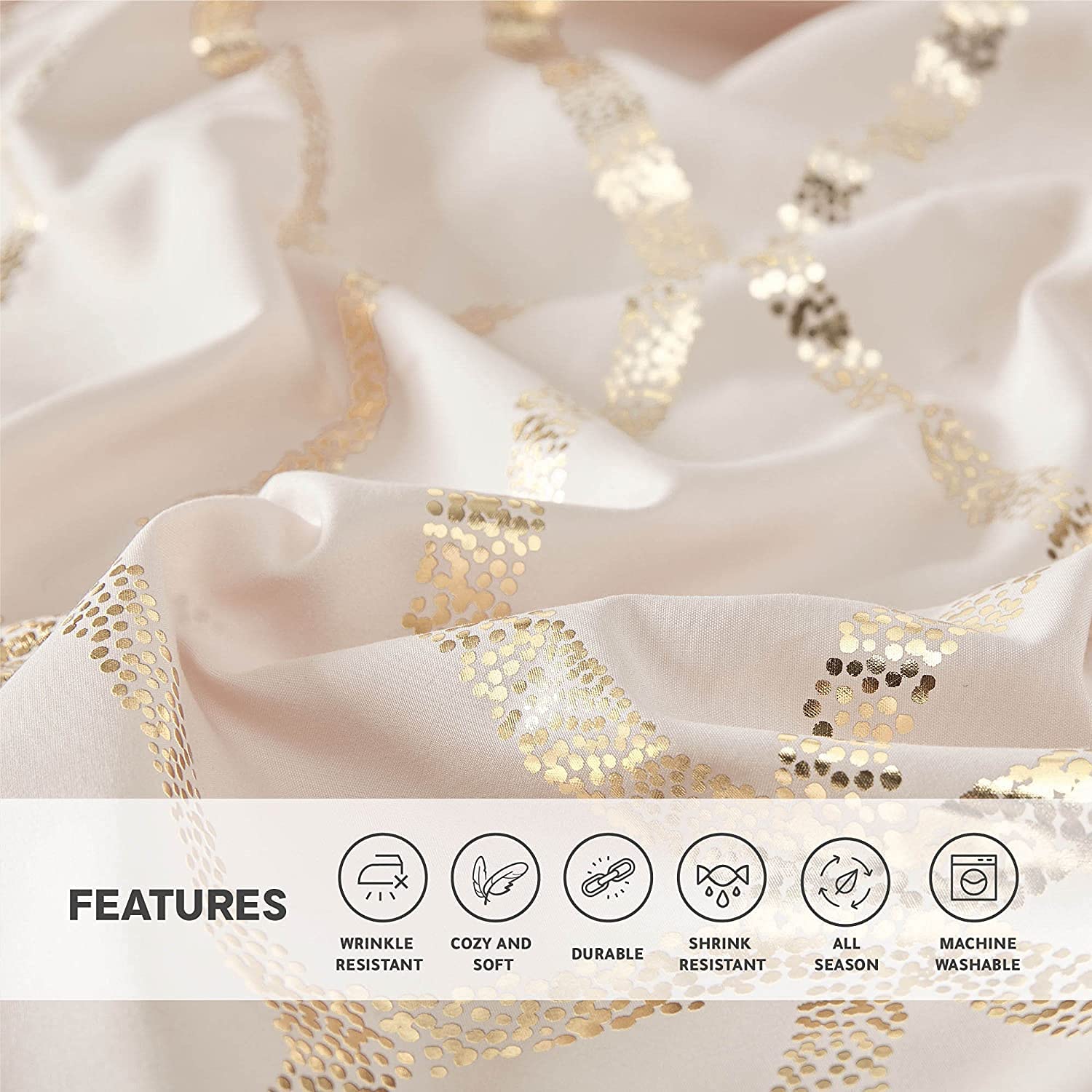 Modern Geometric Gold Metallic Print Quilt – Soft, Lightweight, and Stylish