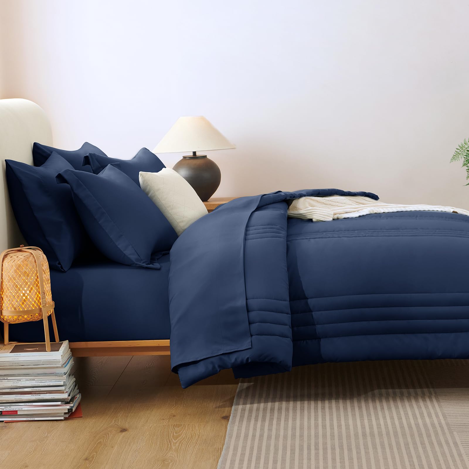 Brushed Microfiber Striped Quilt Set – Soft, Breathable, and All-Season Comforter Set