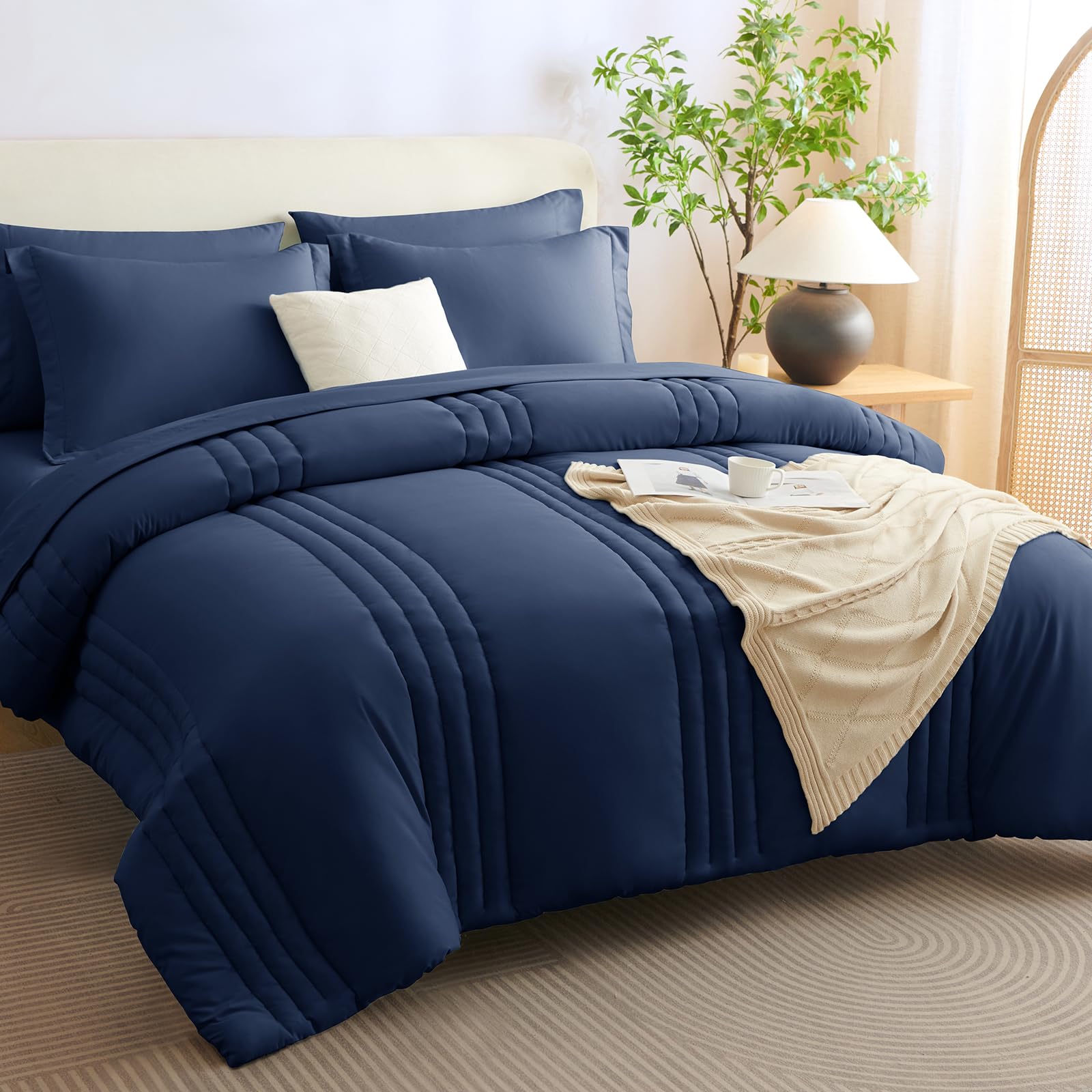 Brushed Microfiber Striped Quilt Set – Soft, Breathable, and All-Season Comforter Set