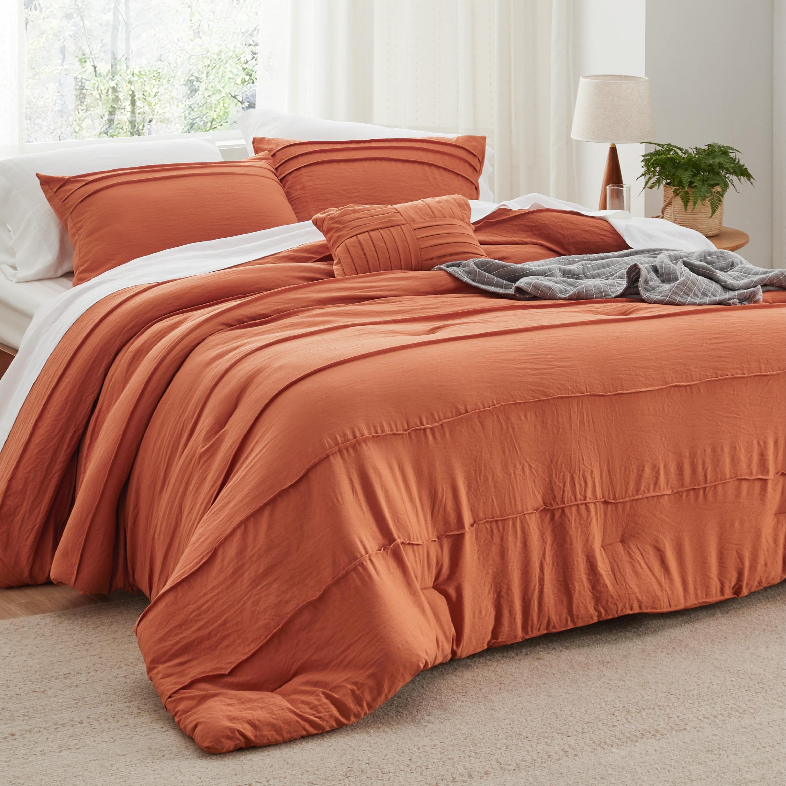 Soft Pre-Washed Crinkled Quilt Set – Cozy, Stylish, and Year-Round Comfort