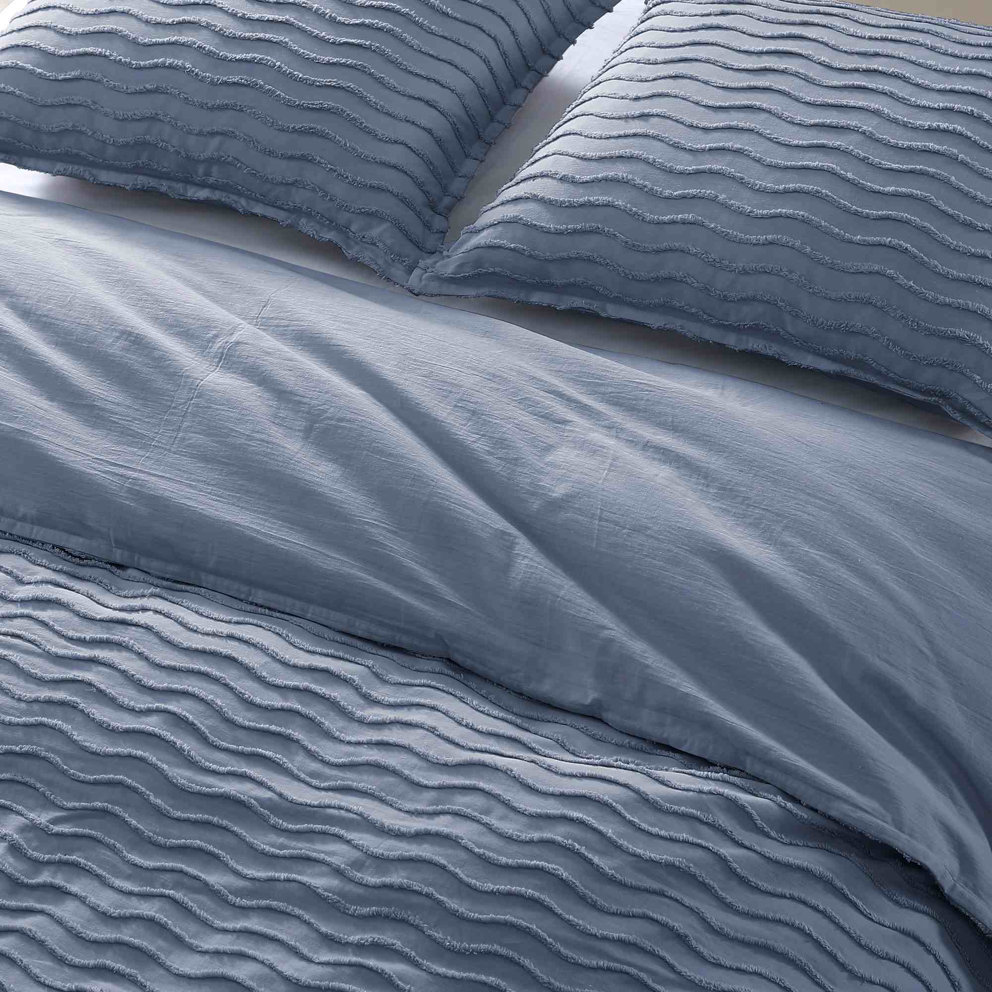 Cotton Jacquard Wave Comforter Set – Textured Tufted Design & Everyday Comforter Set