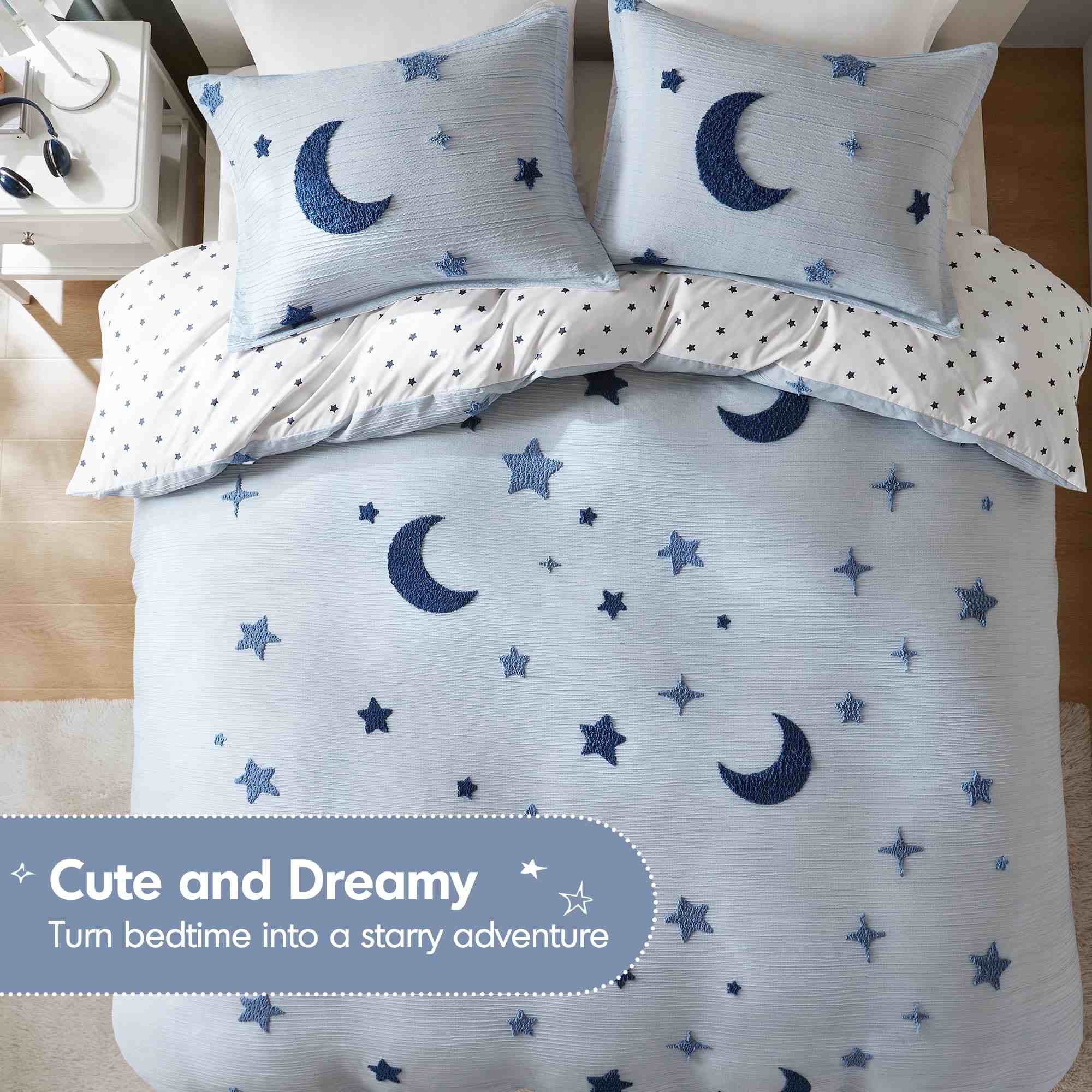 Tufted Chenille Star & Moon Comforter Set – Pastel Galaxy Design for Kids