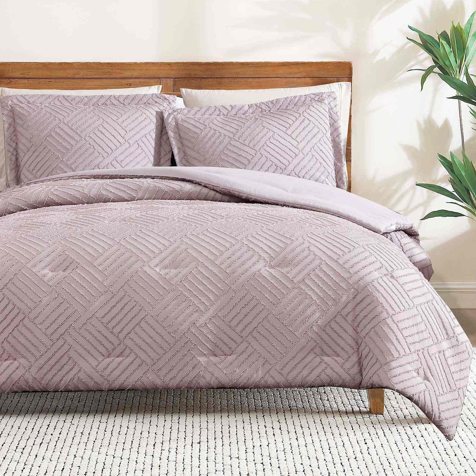 Clipped Jacquard Comforter Set – Bohemian Texture & Year-Round Softness