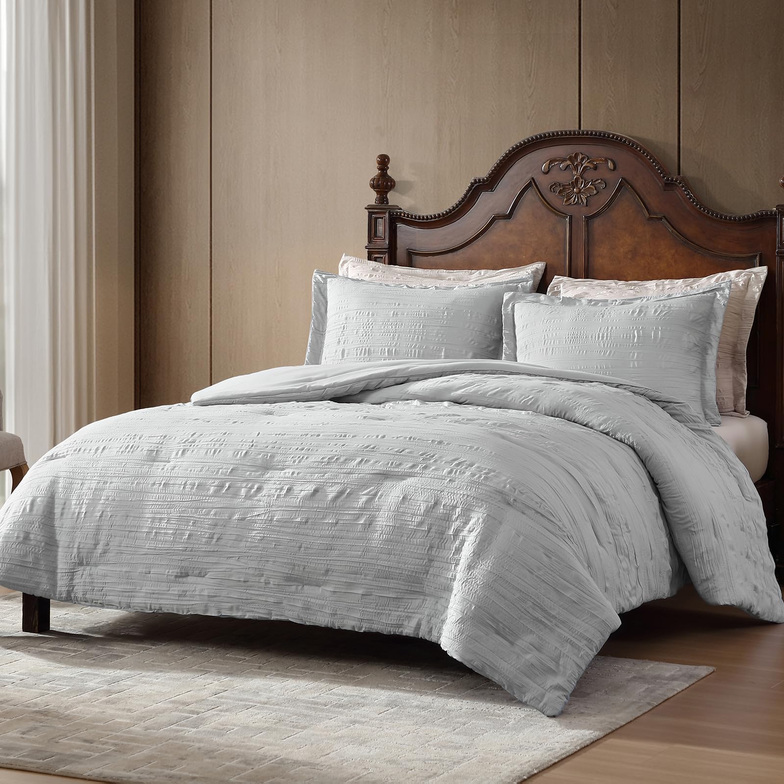 Clipped Jacquard Comforter Set – Bohemian Texture & Year-Round Softness