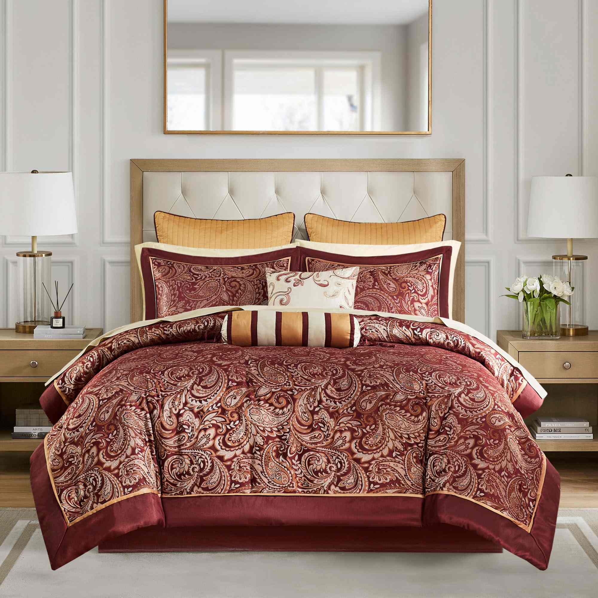 Paisley Jacquard Comforter Set – Soft, Lustrous & All-Season Cozy
