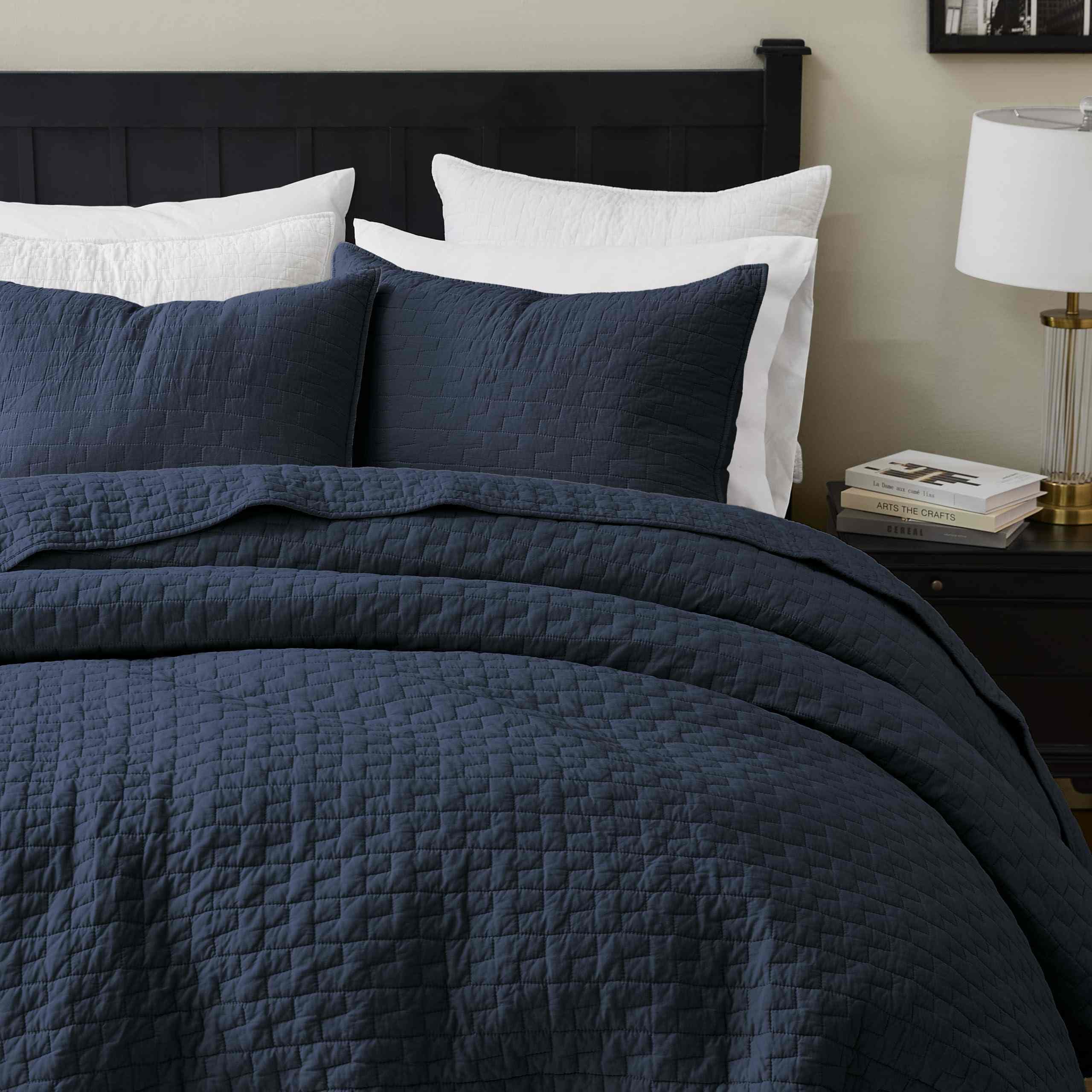 Pure Cotton Quilted Bedspread Set – Modern Pattern 3-Piece Bedding Collection