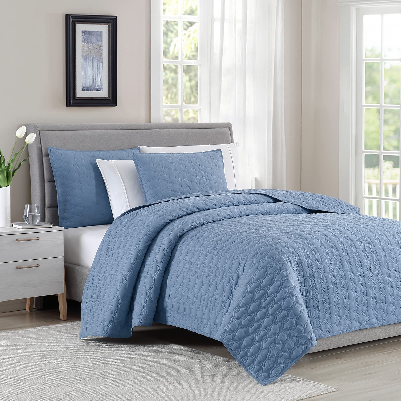 Microfiber Quilted Bedspread Set – Solid Color Geometric Stitch 3-Piece Collection