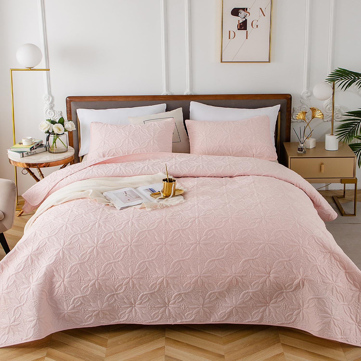 Floral Ultrasonic Quilted Bedspread Set – Soft, Lightweight & All-Season Comfort