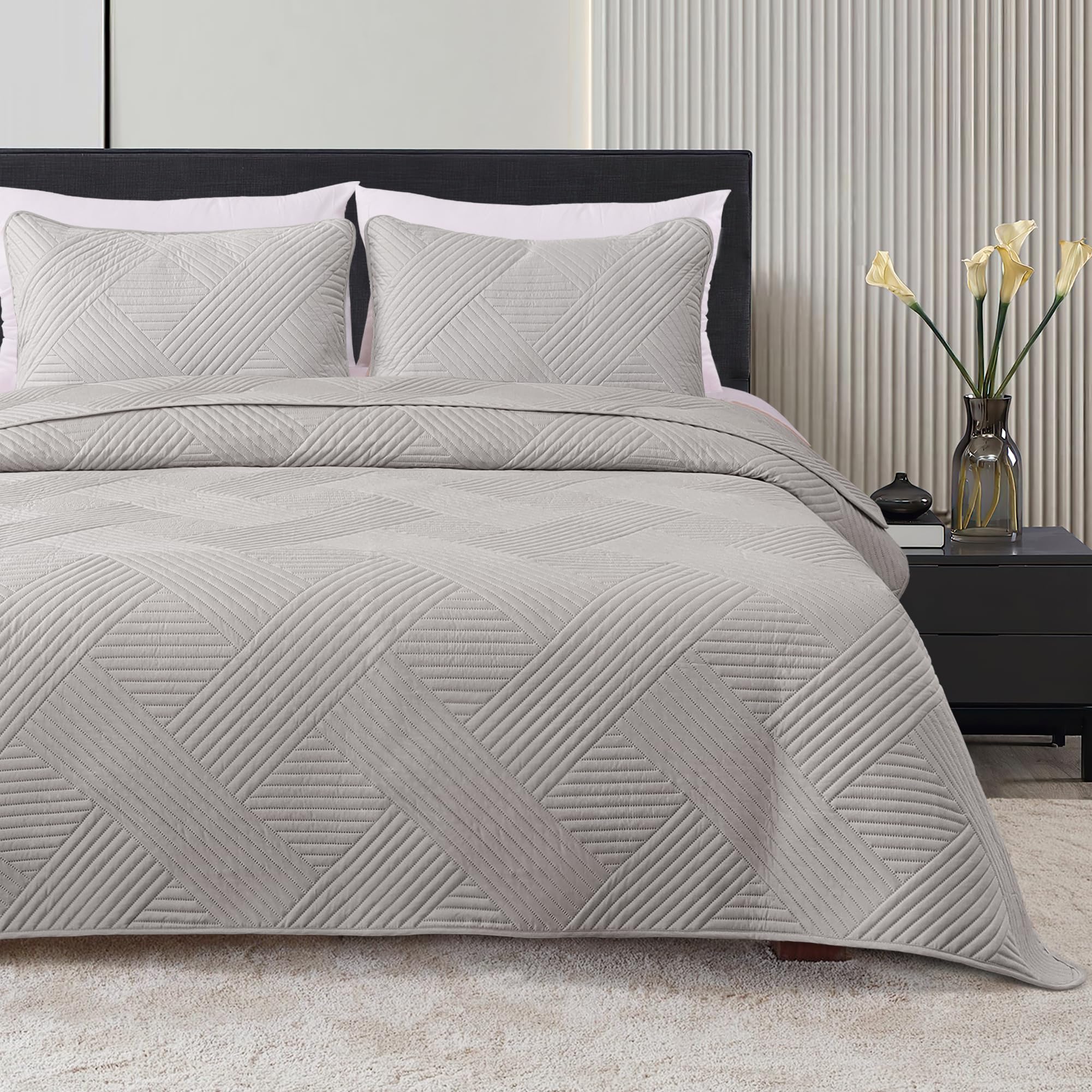 Modern Geometric Ultrasonic Bedspread Set – Lightweight Microfiber Coverlet