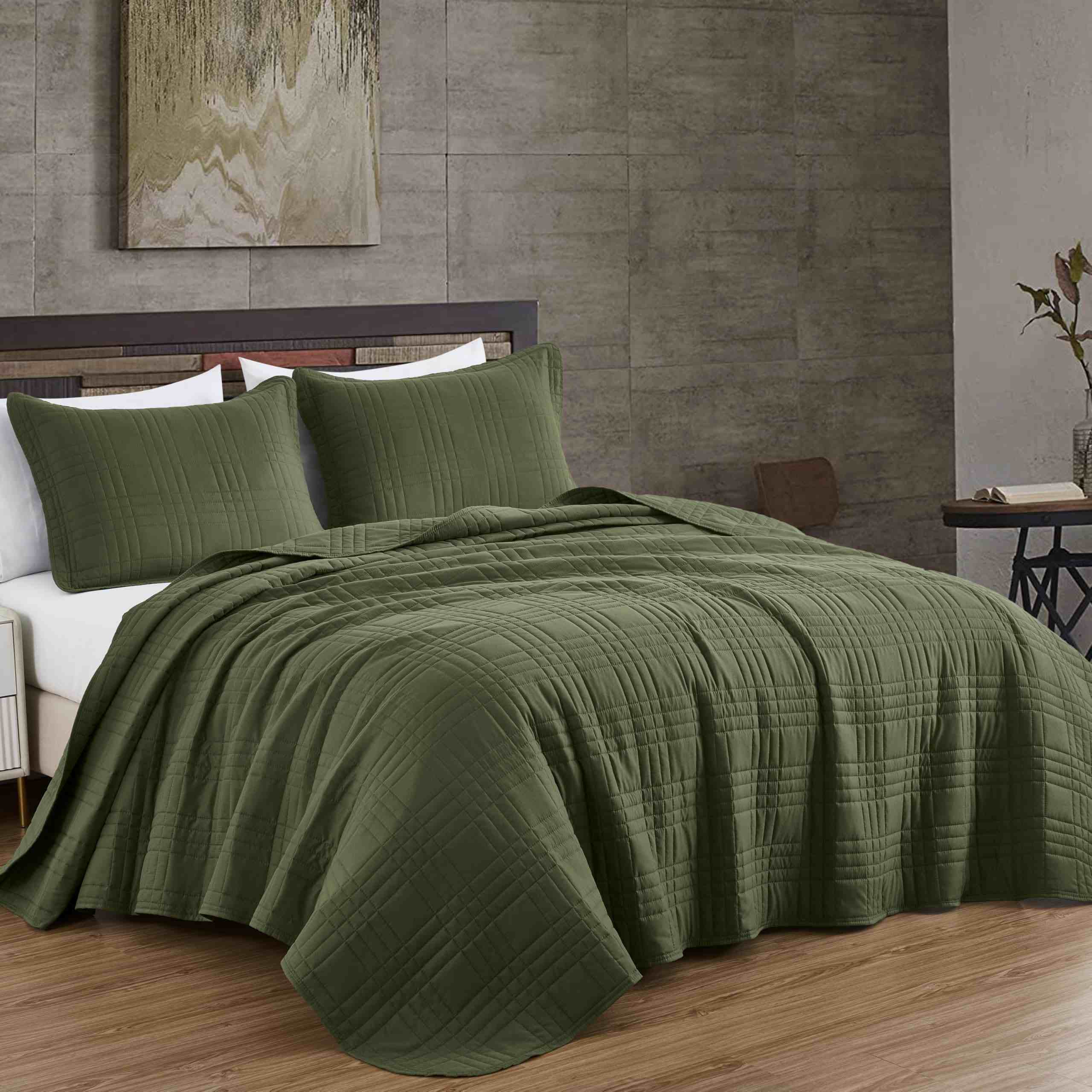 Microfiber Quilted Bedspread Set – Grid Stitch 3-Piece Bedding Collection