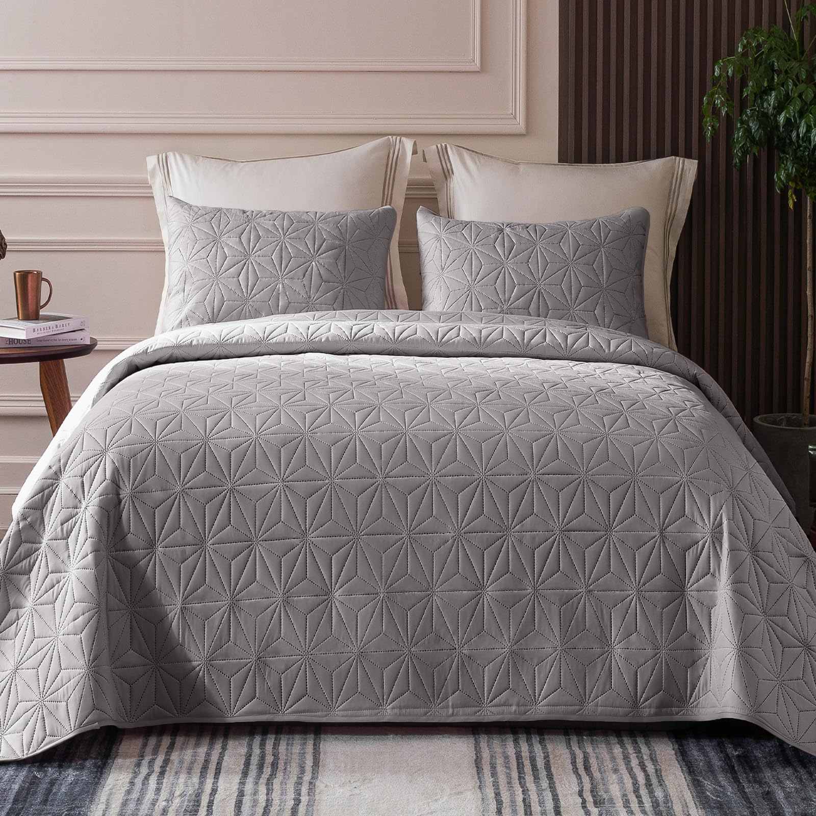 Modern Geometric Ultrasonic Bedspread Set – Lightweight Microfiber Coverlet