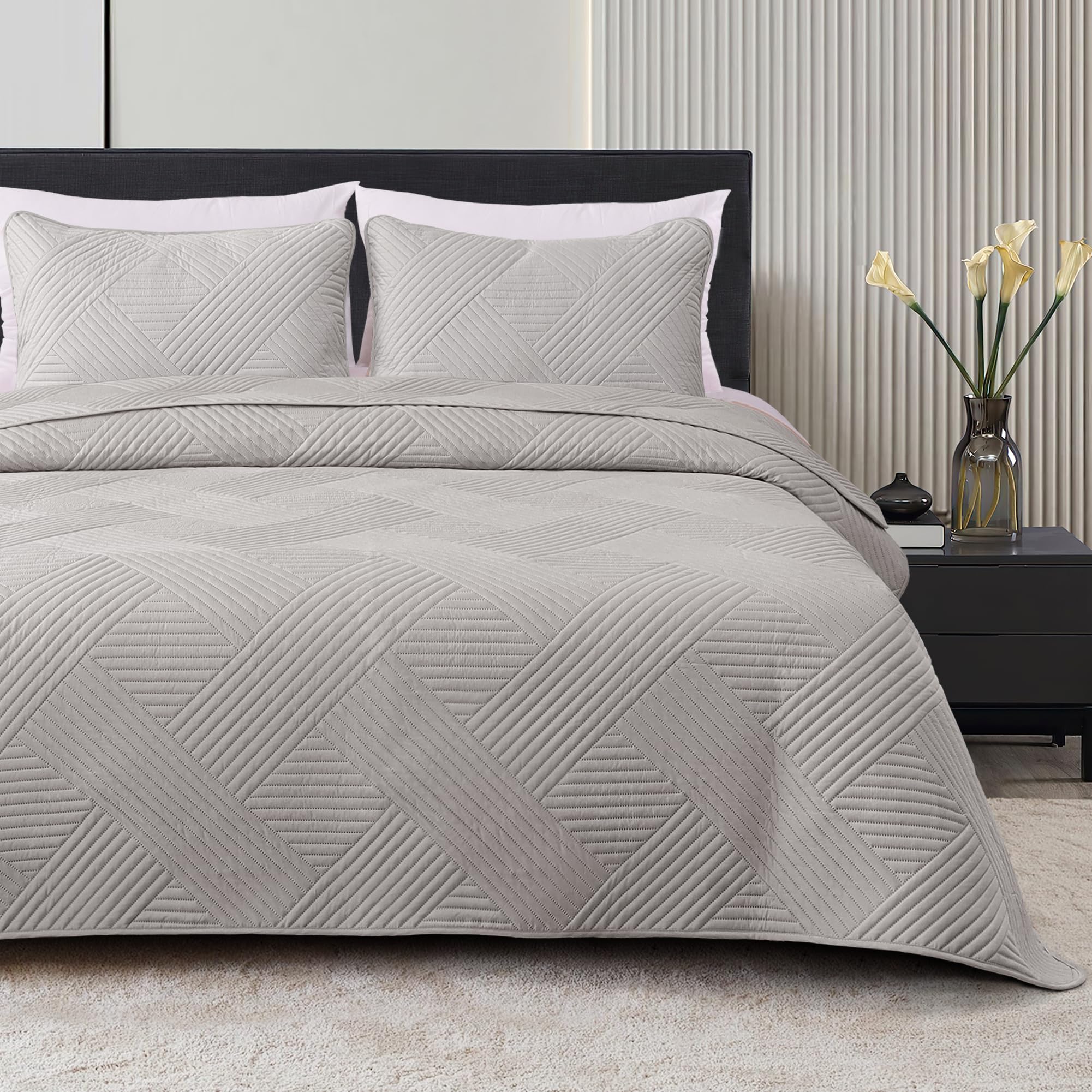 Modern Geometric Ultrasonic Bedspread Set – Lightweight Microfiber Coverlet