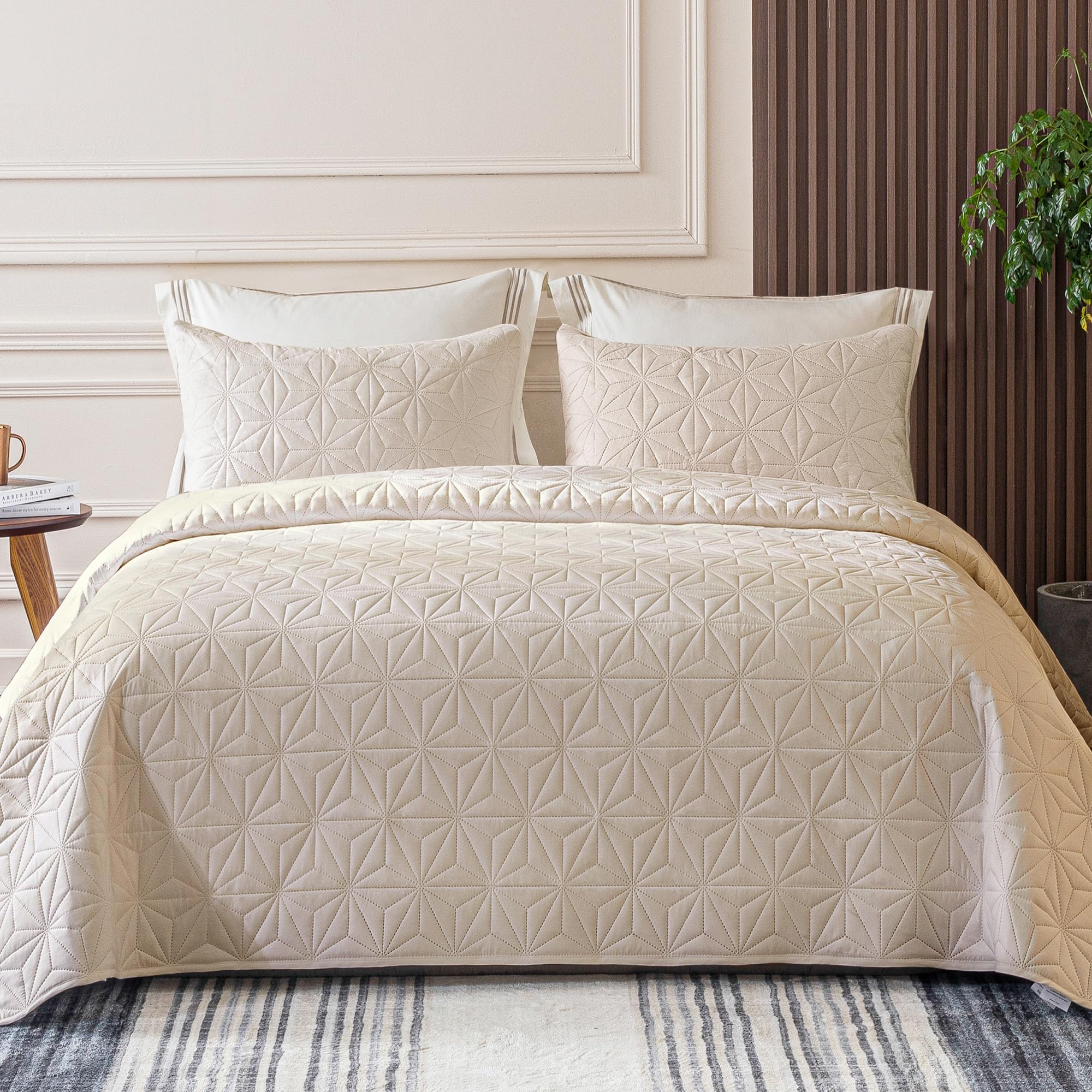 Modern Geometric Ultrasonic Bedspread Set – Lightweight Microfiber Coverlet