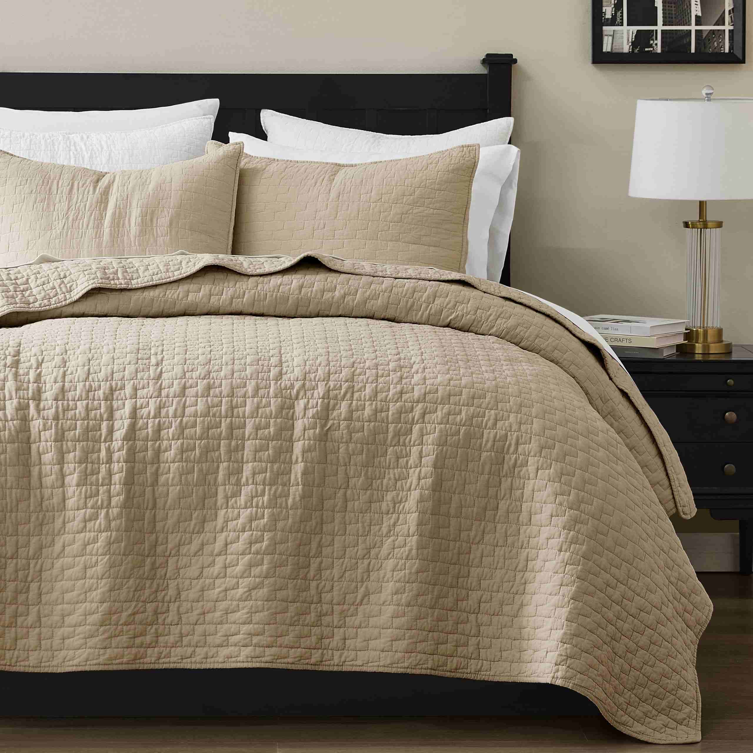 Pure Cotton Quilted Bedspread Set – Modern Pattern 3-Piece Bedding Collection